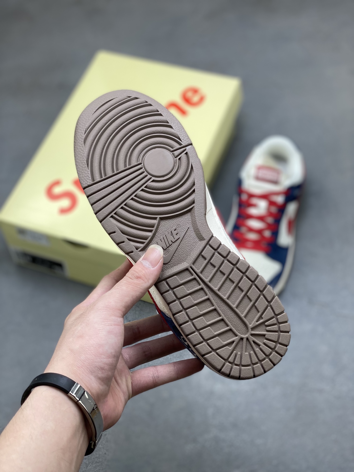 Nike SB Dunk Low x Supreme Blue White Red, Premium Quality, Comfortable Fit 6 i1751487439632 544 0 5