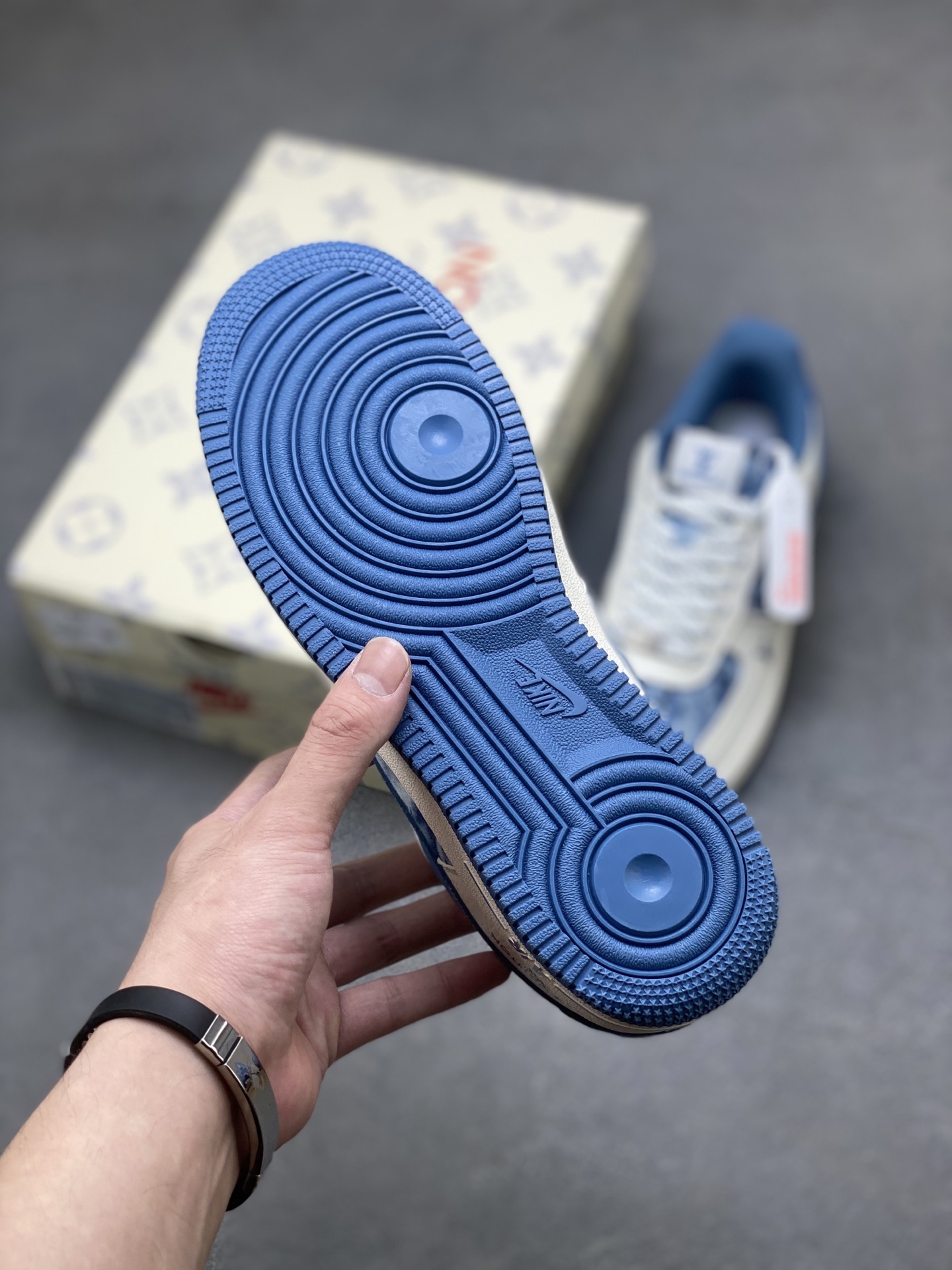 Nike Air Force 1 Low Louis Vuitton Blue Denim Custom Sneakers 7 i1751827074788 2750 0 5