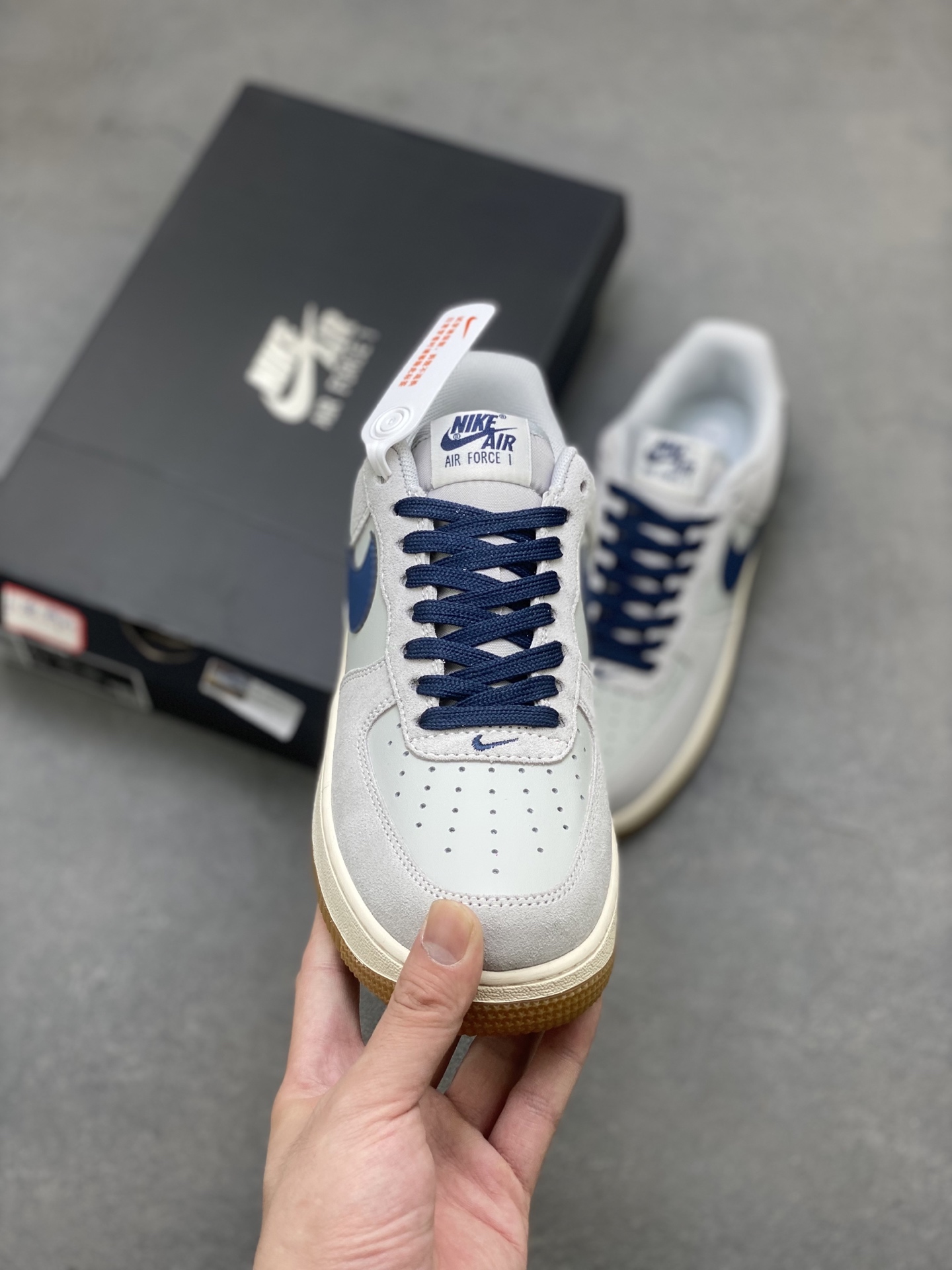 Nike Air Force 1 '07 Low Sneakers - Limited Edition, Premium Comfort 3 i1751910169386 4041 0 1