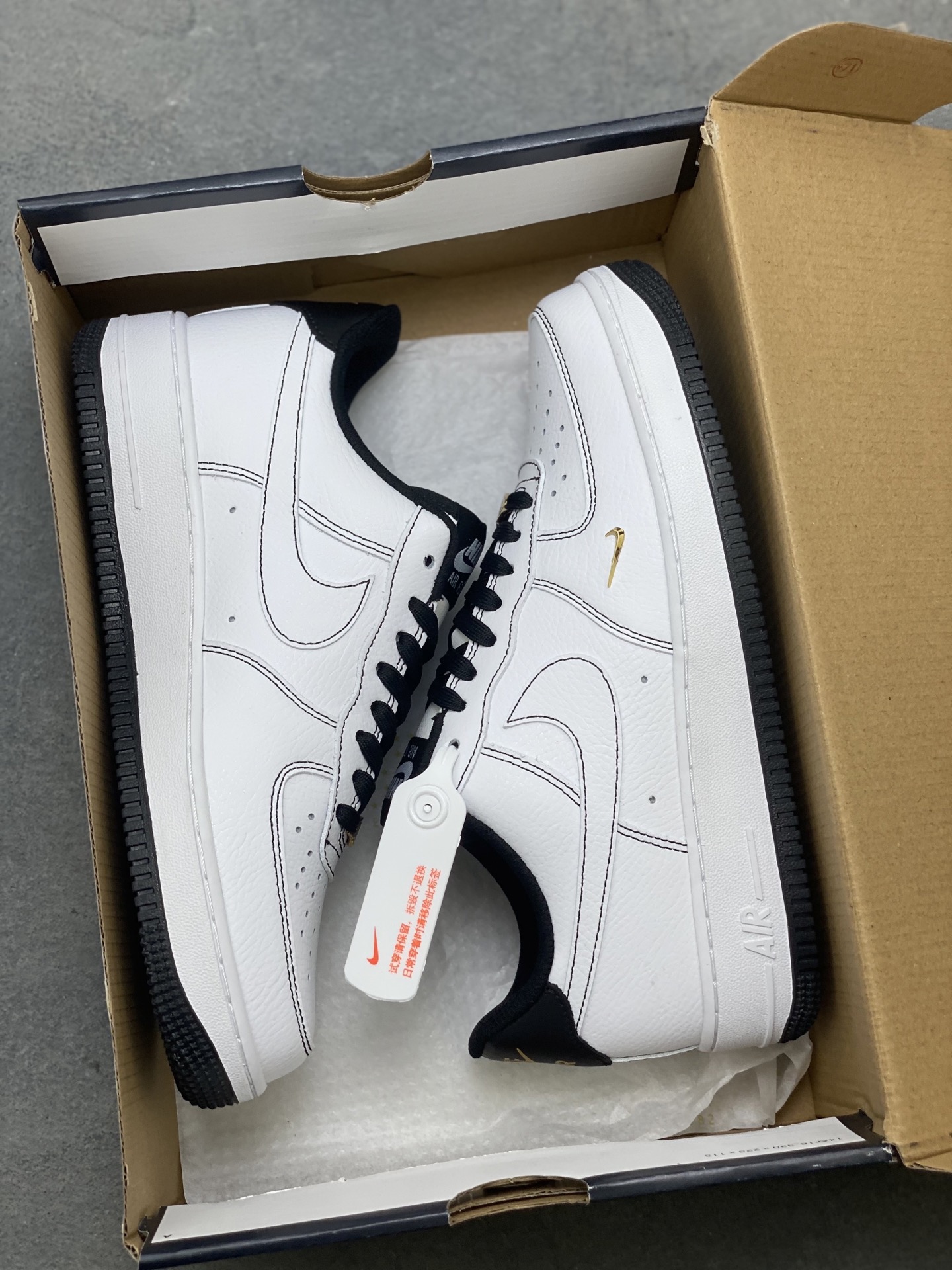 Nike Air Force 1 '07 Low White/Black Stitching Casual Sneakers 10 i1751910205823 2152 0 8