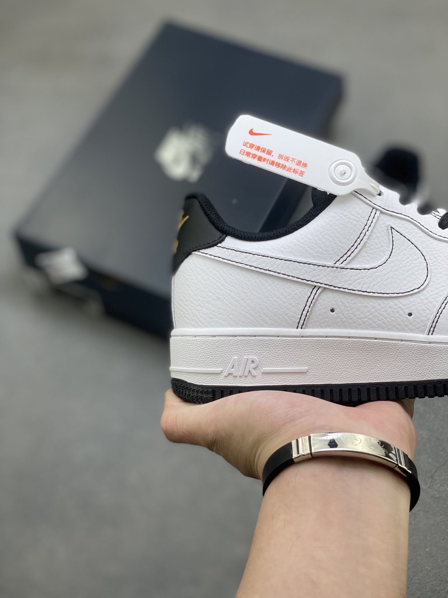 Nike Air Force 1 '07 Low White/Black Stitching Casual Sneakers 6 i1751910206629 4917 0 4
