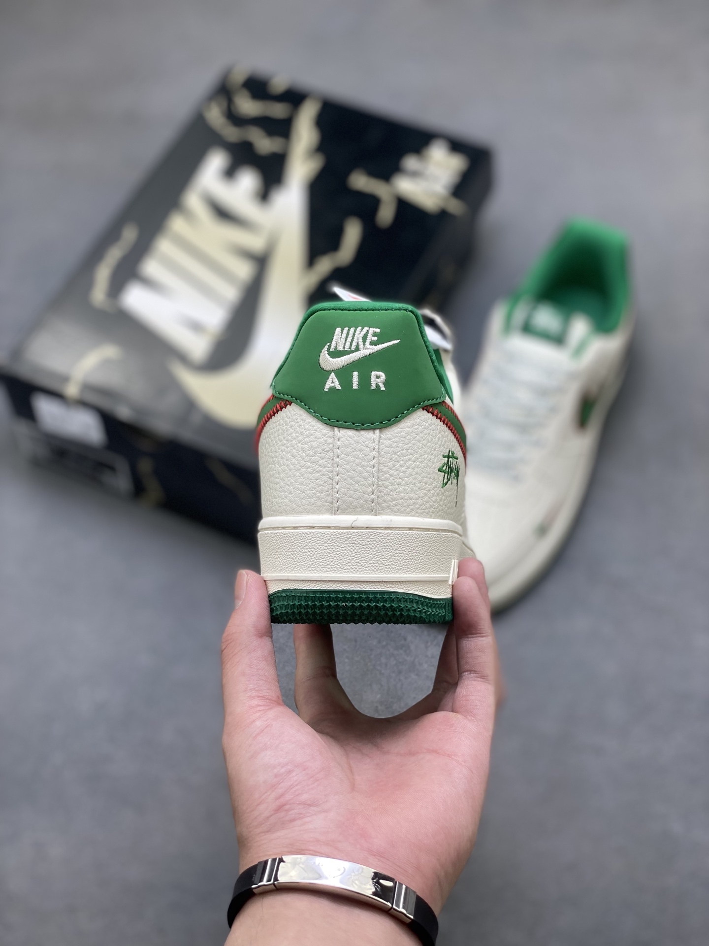 Nike Air Force 1 '07 Low Stussy Collab Sneakers - Limited Edition 5 i1751910464763 8623 0 3