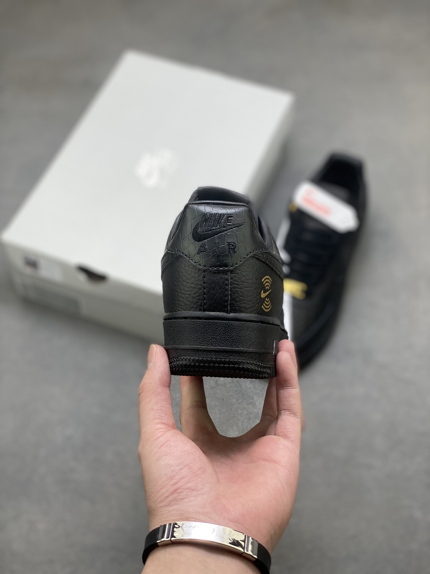 Nike Air Force 1 '07 Low Black/White Leather Sneaker DX6034-001 5 i1752088315953 6627 0 3