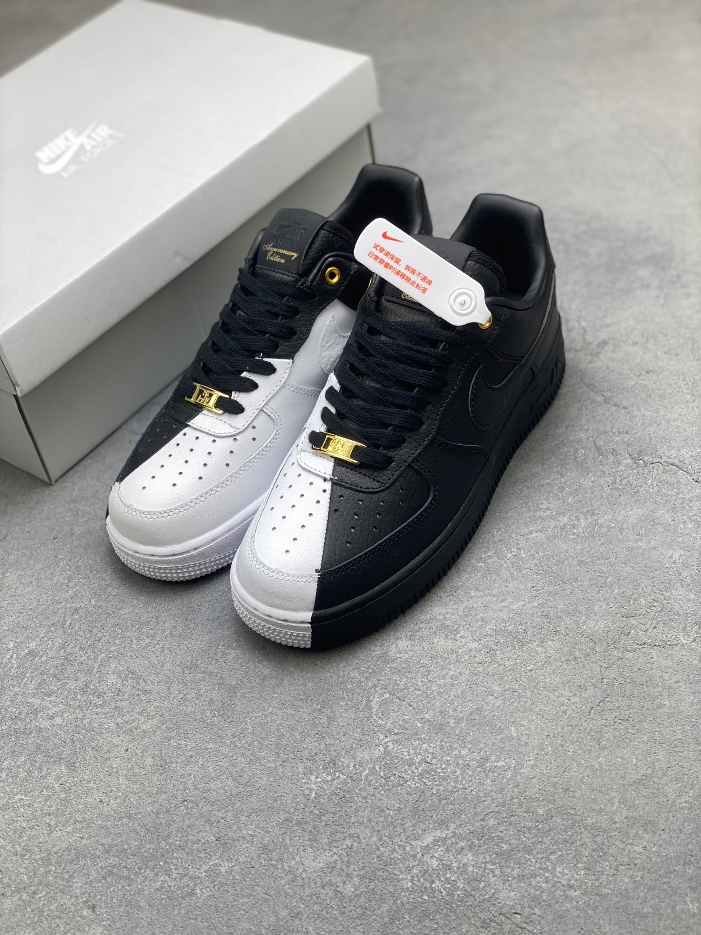 Nike Air Force 1 '07 Low Black/White Leather Sneaker DX6034-001 9 i1752088319651 1072 0 7