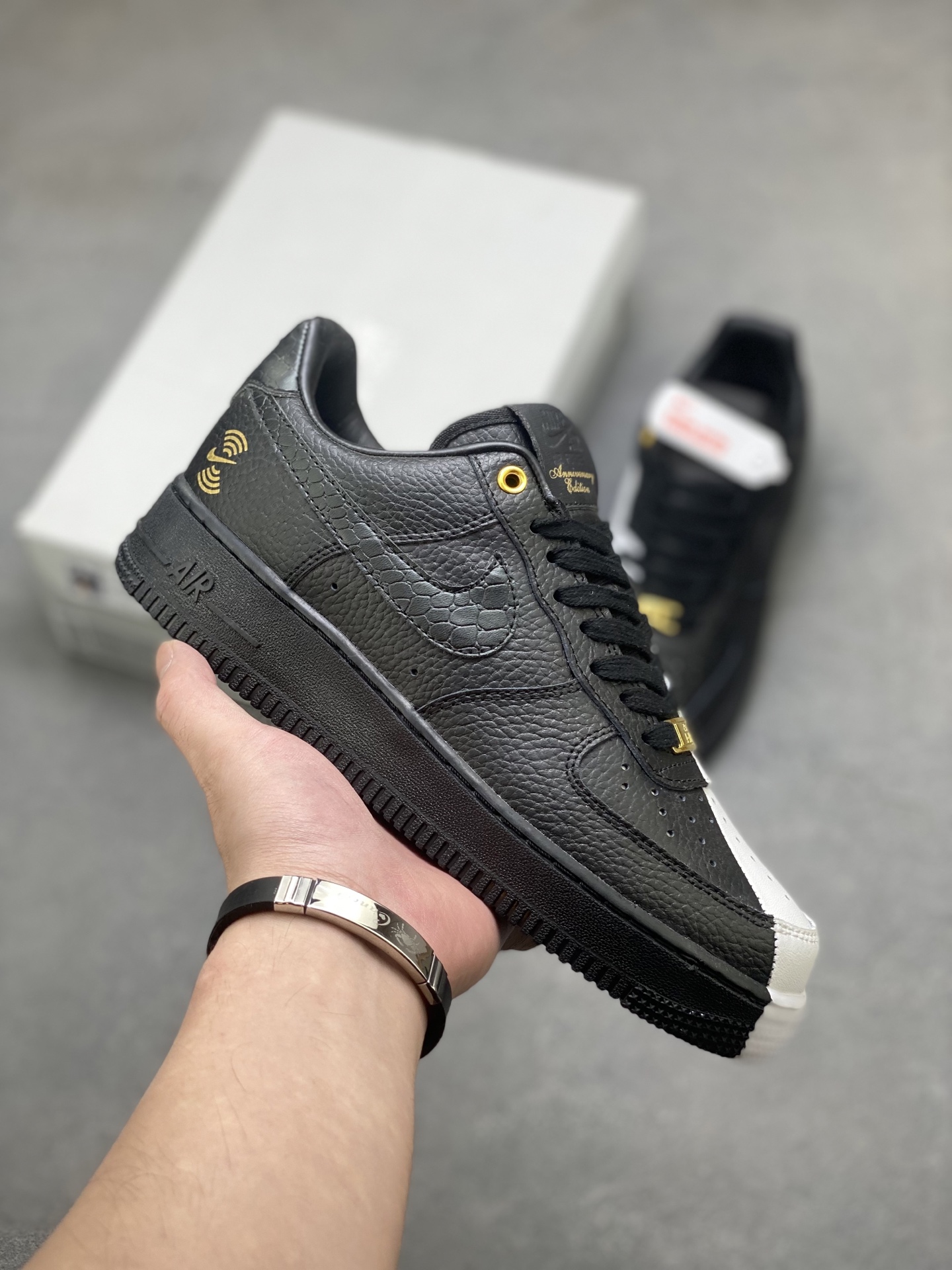 Nike Air Force 1 '07 Low Black/White Leather Sneaker DX6034-001 2 i1752088319651 9821 0 0