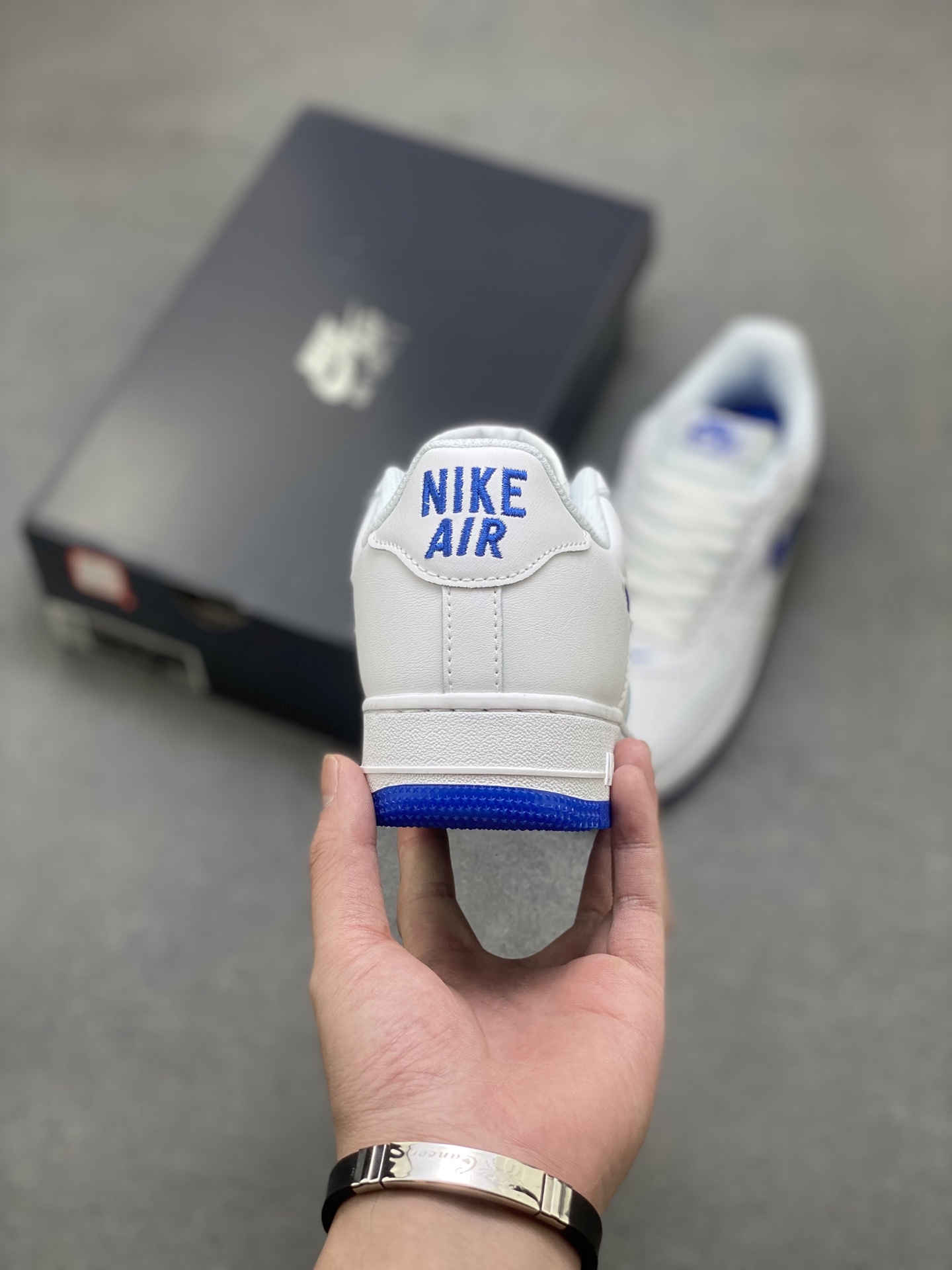 Nike Air Force 1 '07 Low White/Royal Blue Limited Edition Sneakers 5 i1752088352155 3210 0 3