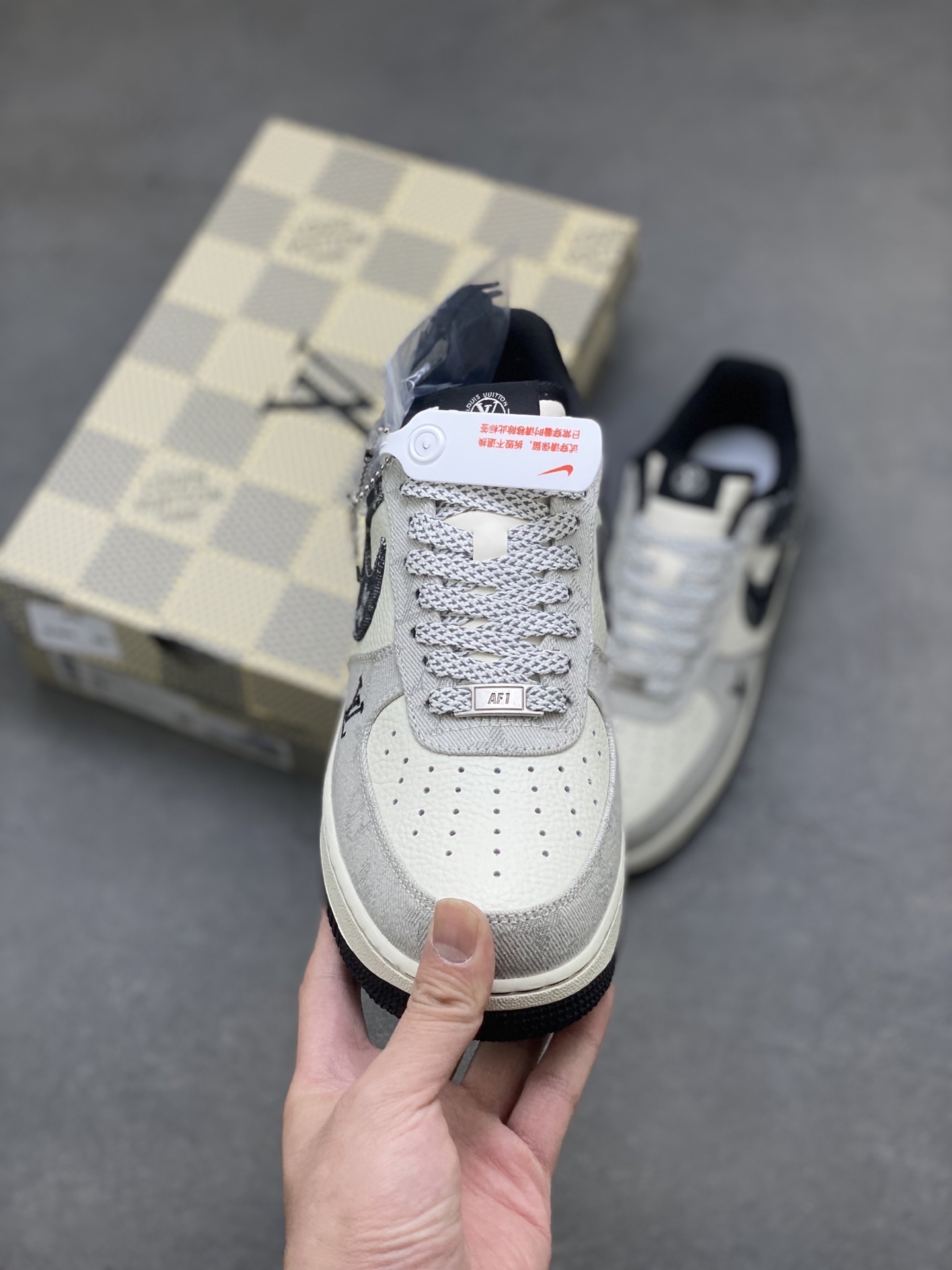Nike Air Force 1 Low Louis Vuitton Custom Sneakers Limited Edition 3 i1752088479006 2986 0 1