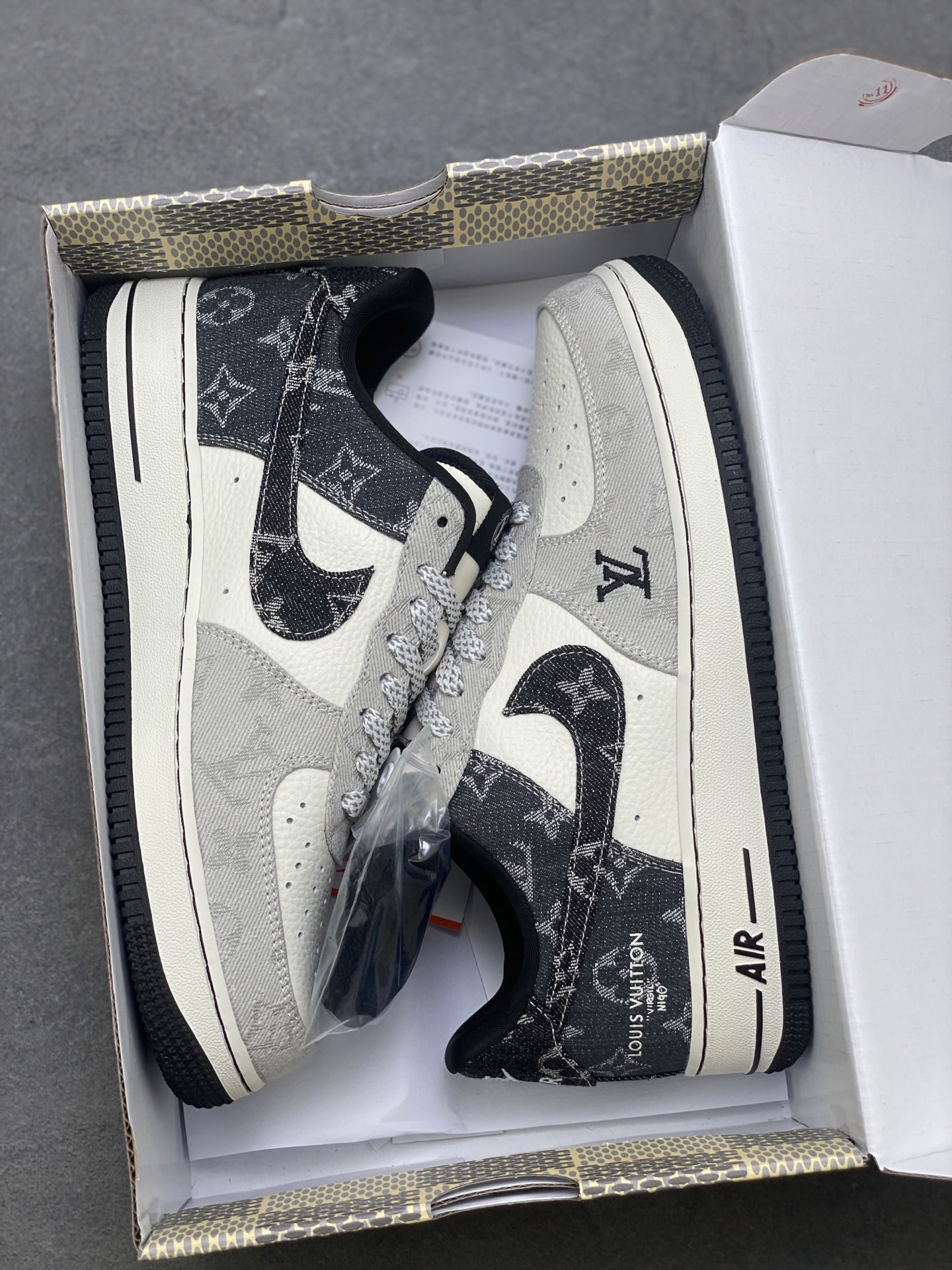 Nike Air Force 1 Low Louis Vuitton Custom Sneakers Limited Edition 10 i1752088484962 1614 0 8