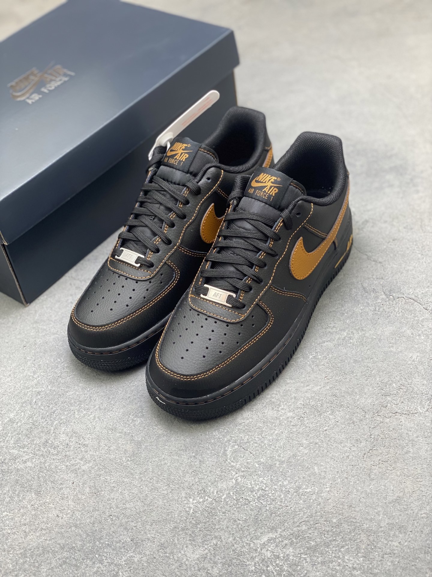 Nike Air Force 1 '07 Low Black/Gold Stitching - HQ2037-003 Limited Edition 9 i1752088537812 2097 0 7