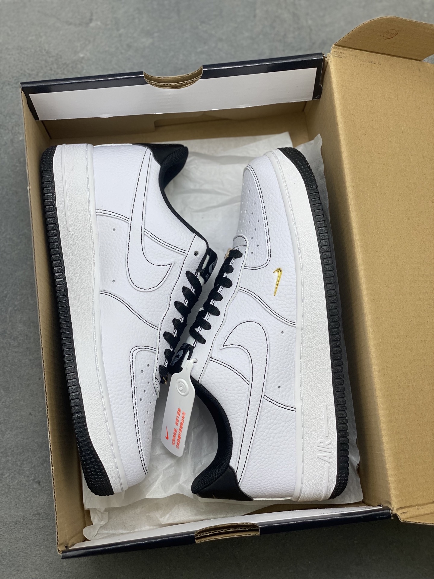Nike Air Force 1 '07 Low White/Black Stitching Limited Edition Sneakers 10 i1752088596856 7964 0 8