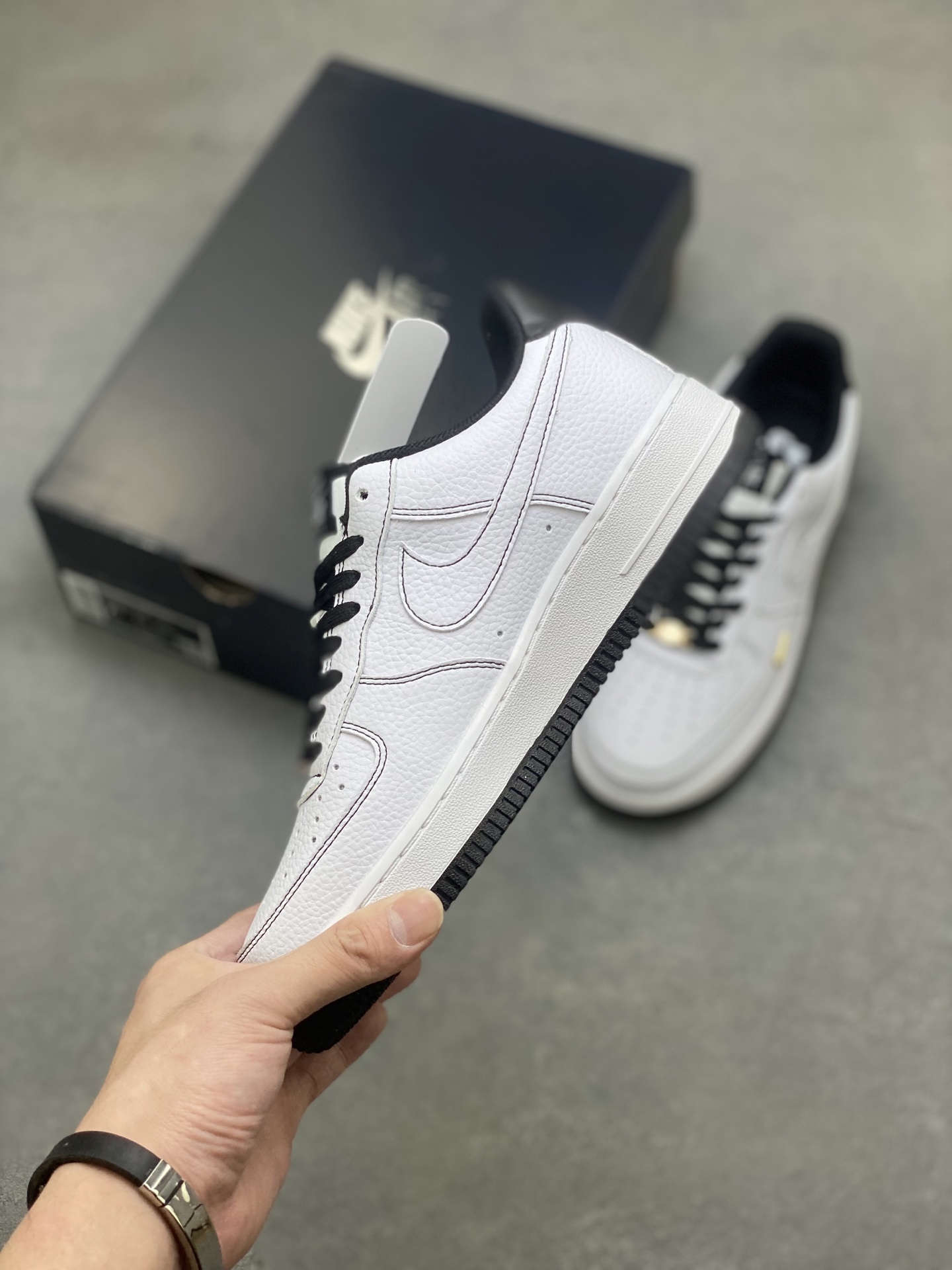 Nike Air Force 1 '07 Low White/Black Stitching Limited Edition Sneakers 4 i1752088597387 2906 0 2