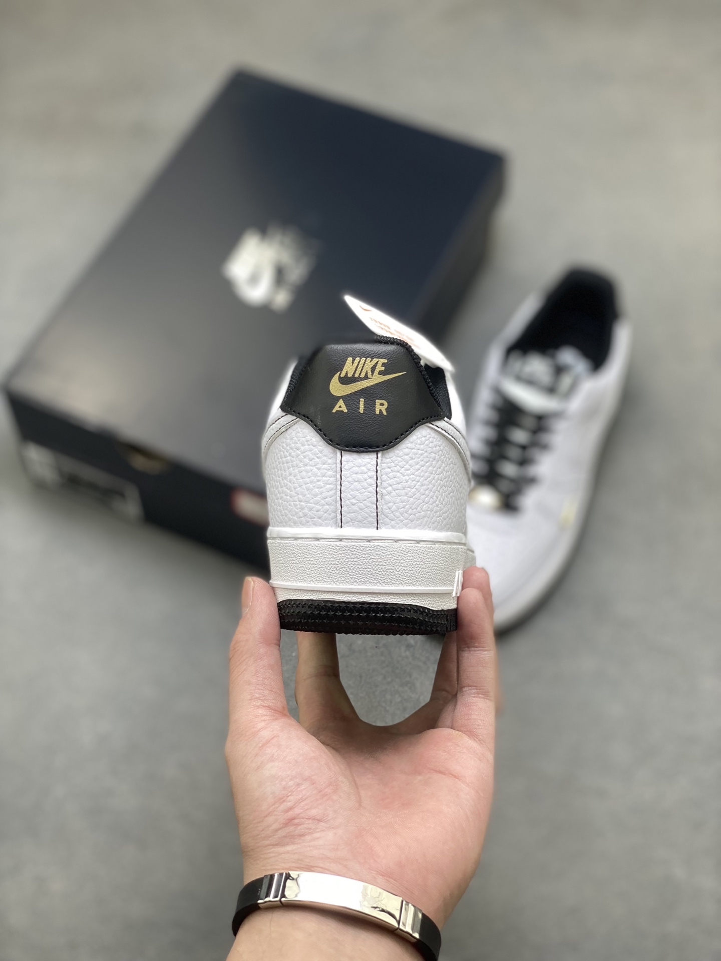 Nike Air Force 1 '07 Low White/Black Stitching Limited Edition Sneakers 5 i1752088597987 4439 0 3