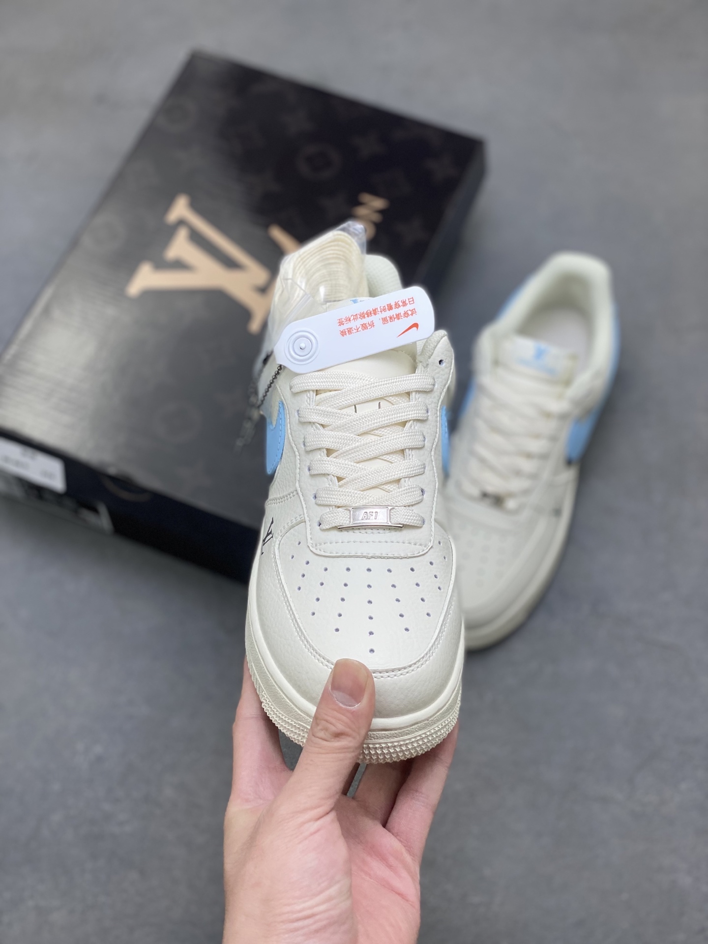 Nike Air Force 1 Low Louis Vuitton Custom Sneakers - Limited Edition 3 i1752088691042 5822 0 1