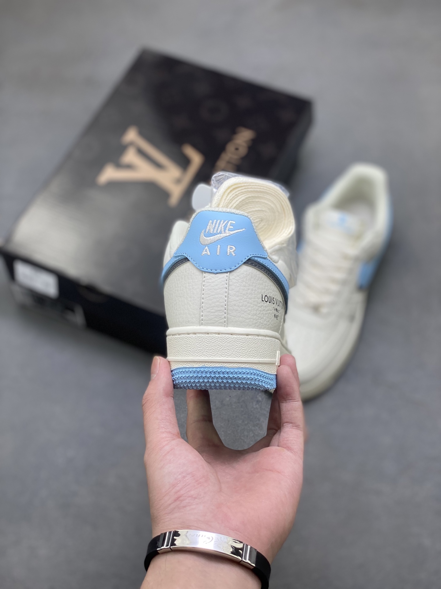 Nike Air Force 1 Low Louis Vuitton Custom Sneakers - Limited Edition 5 i1752088695439 3986 0 3