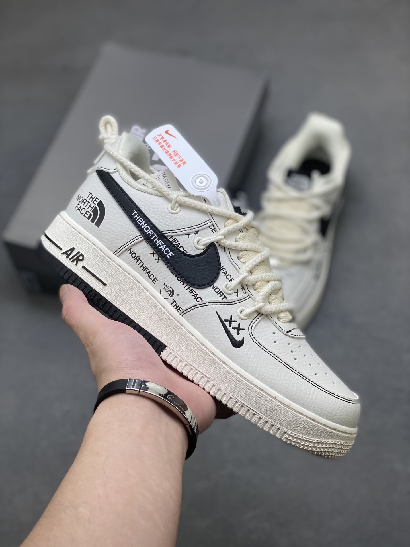 Nike Air Force 1 '07 Low The North Face Limited Edition Sneakers 2 i1752171830763 7210 0 0