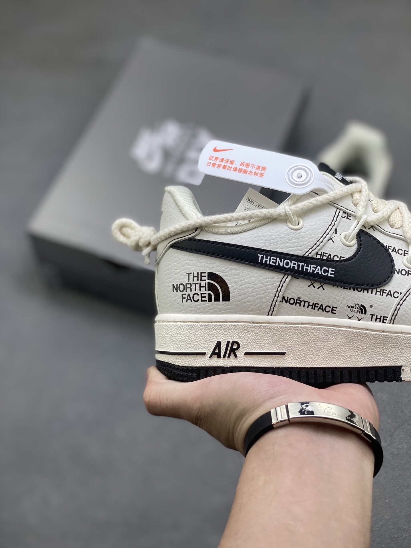 Nike Air Force 1 '07 Low The North Face Limited Edition Sneakers 6 i1752171831619 9226 0 4