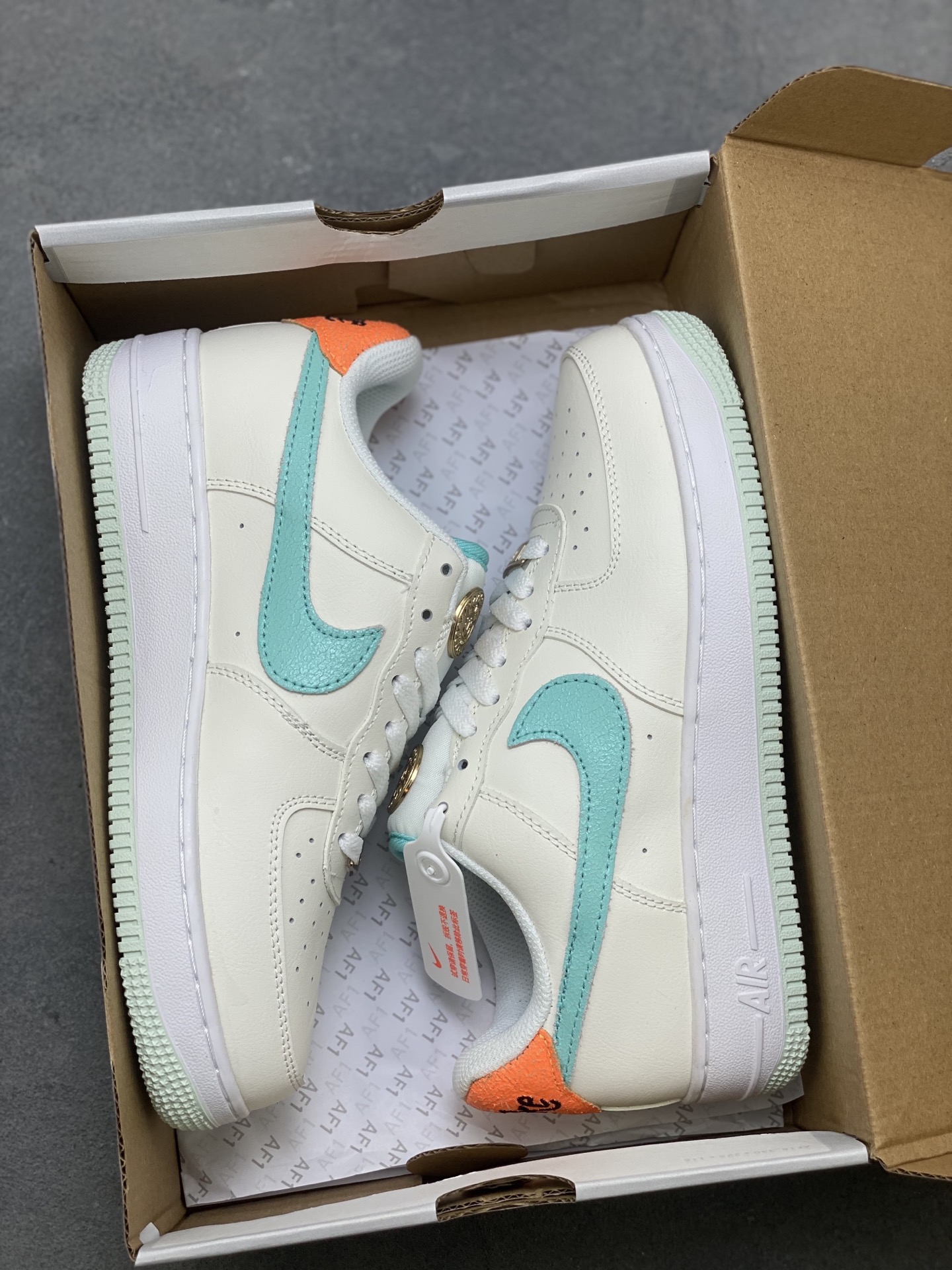 Nike Air Force 1 '07 Low: Retro Style, Modern Comfort - Limited Edition! 10 i1752172223085 907 0 8