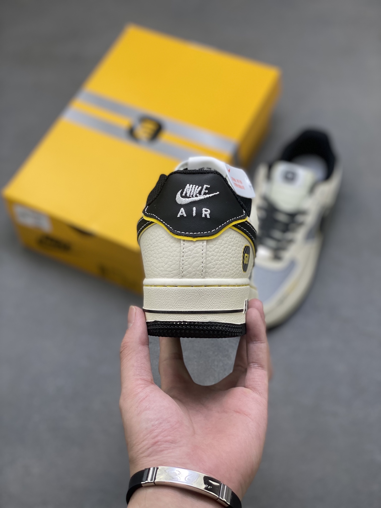 Nike Air Force 1 '07 Low Sneakers - Limited Edition, Company Grade Quality 5 i1752172550597 8018 0 3