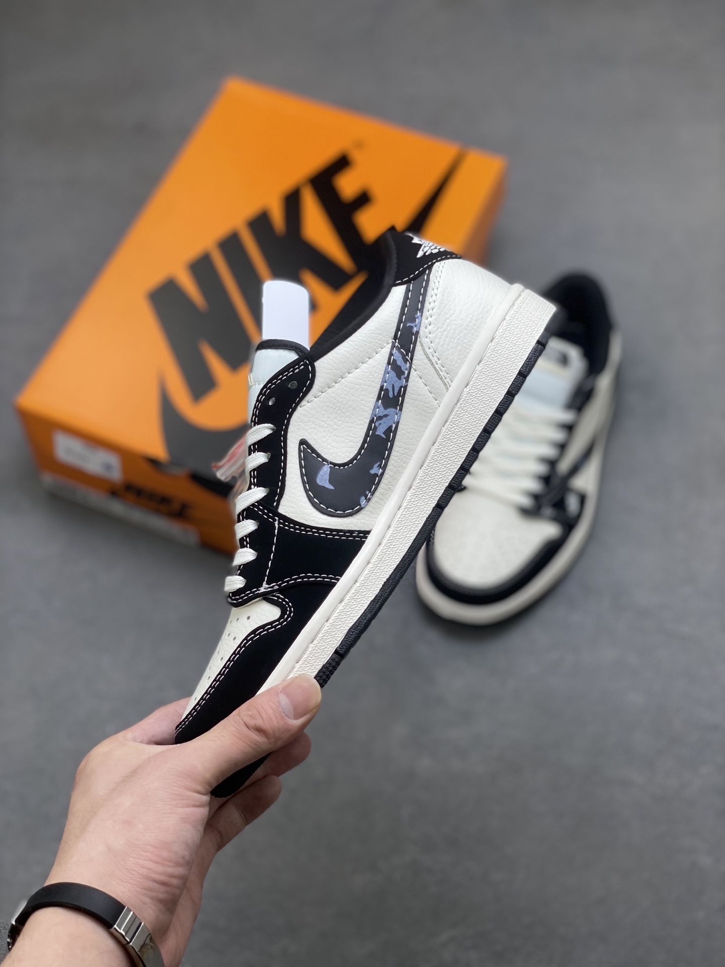 Air Jordan 1 Retro Low x The North Face Shoes - Official New Colors 4 i1752173493922 5505 0 2