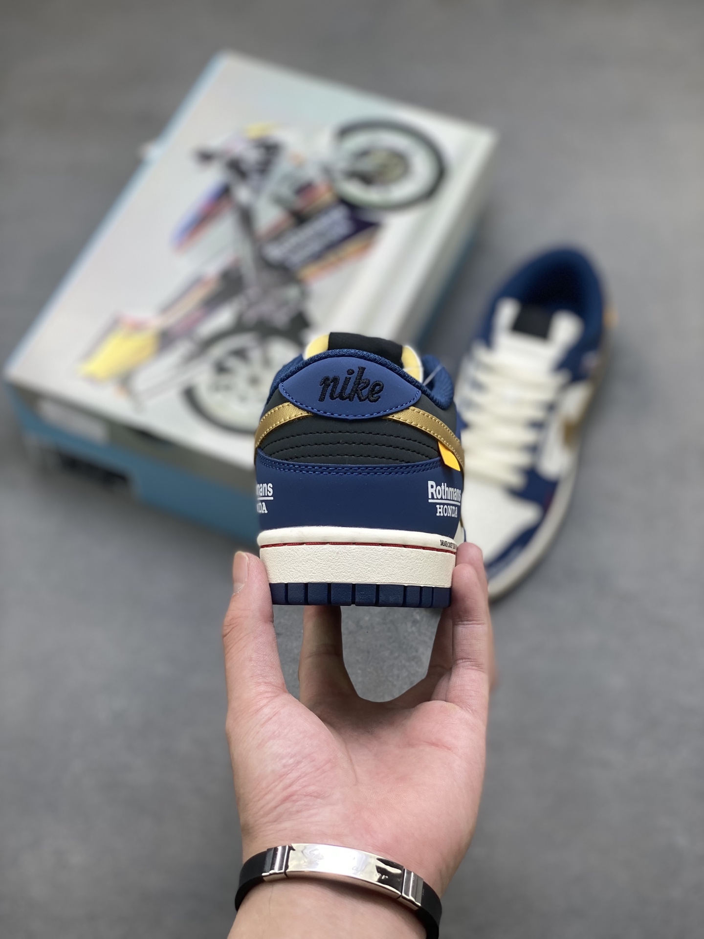 Nike SB Dunk Low Rothmans HRC Anniversary Edition Sneakers 4 i1752173710519 1267 0 3