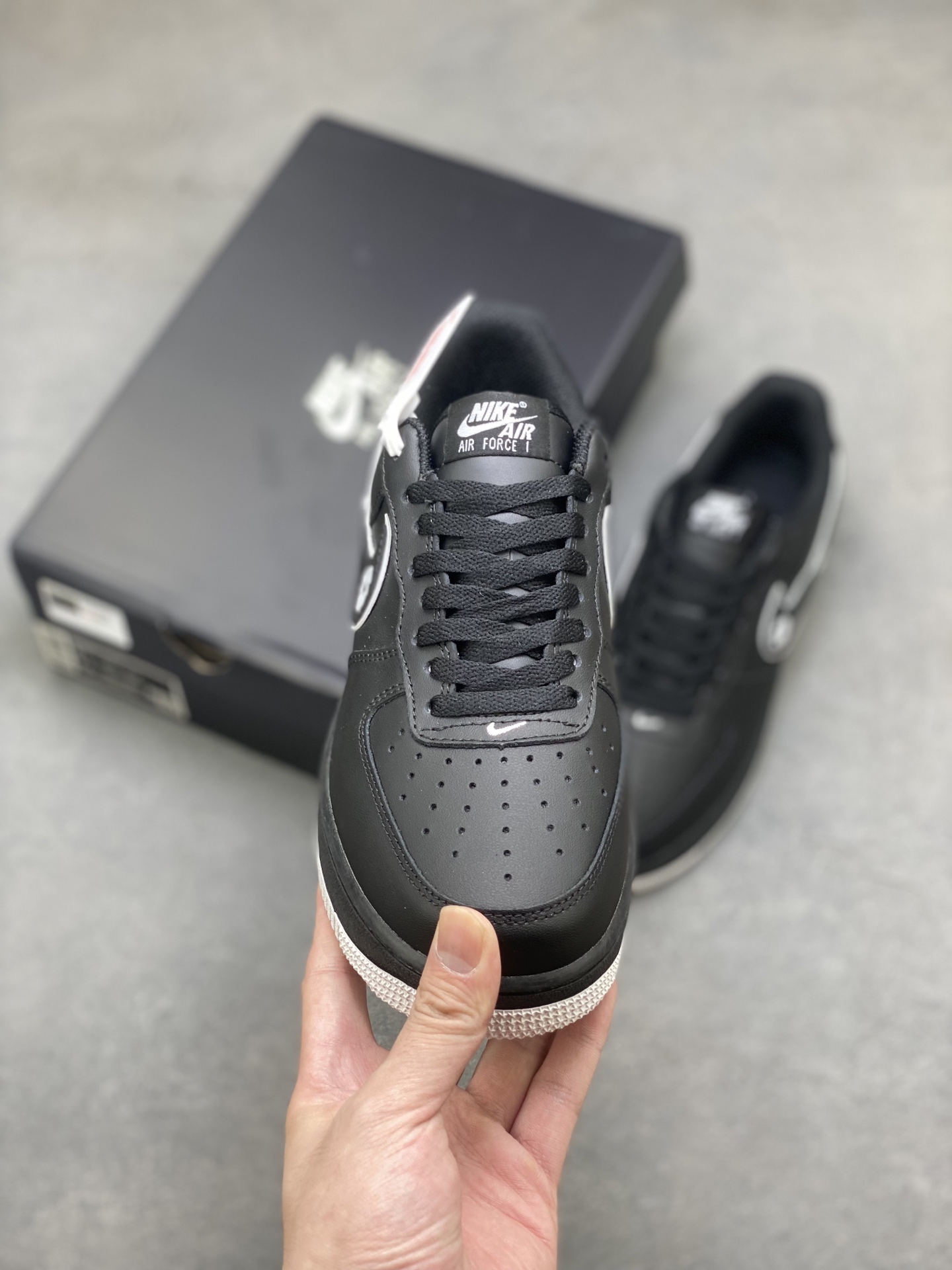 Nike Air Force 1 '07 Low Black/White Floral - Iconic Design, Ultimate Comfort 3 i1752252134018 1791 0 1