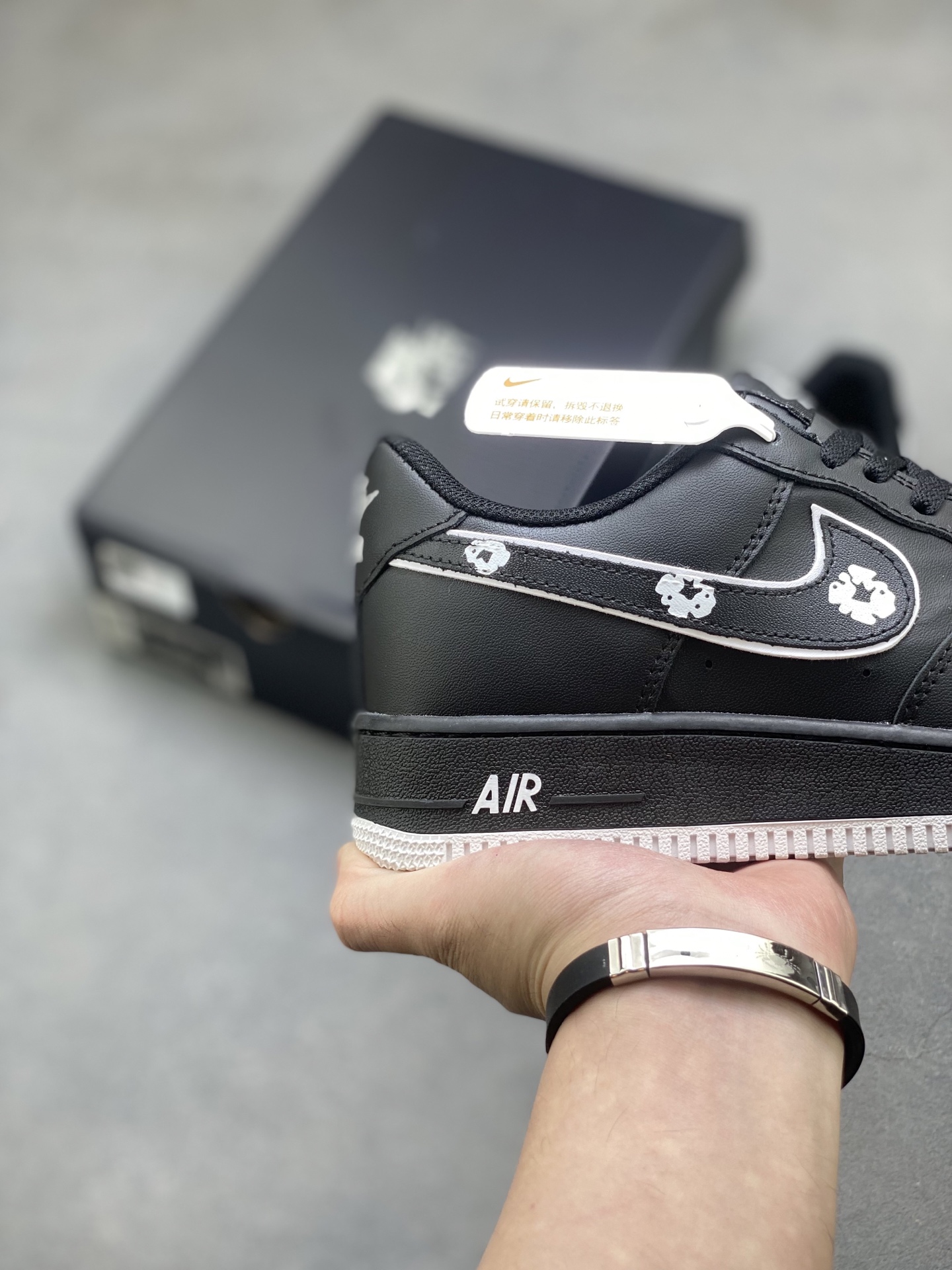 Nike Air Force 1 '07 Low Black/White Floral - Iconic Design, Ultimate Comfort 6 i1752252134514 5828 0 4