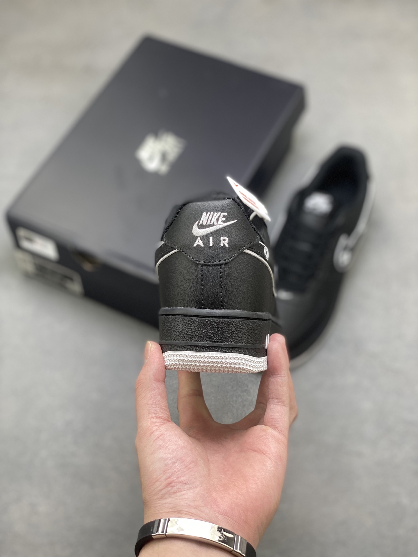 Nike Air Force 1 '07 Low Black/White Floral - Iconic Design, Ultimate Comfort 5 i1752252135497 676 0 3