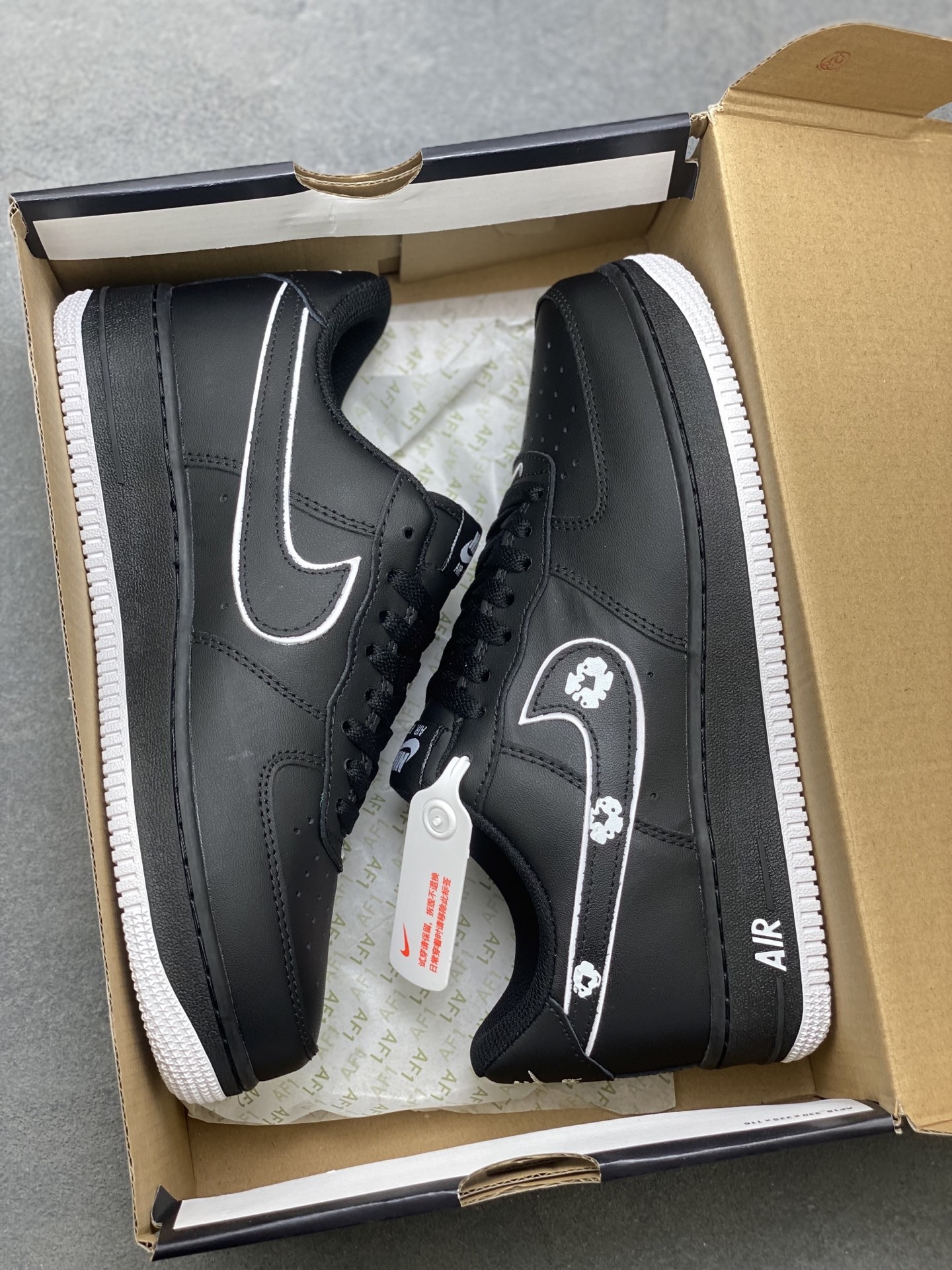 Nike Air Force 1 '07 Low Black/White Floral - Iconic Design, Ultimate Comfort 10 i1752252160772 165 0 8