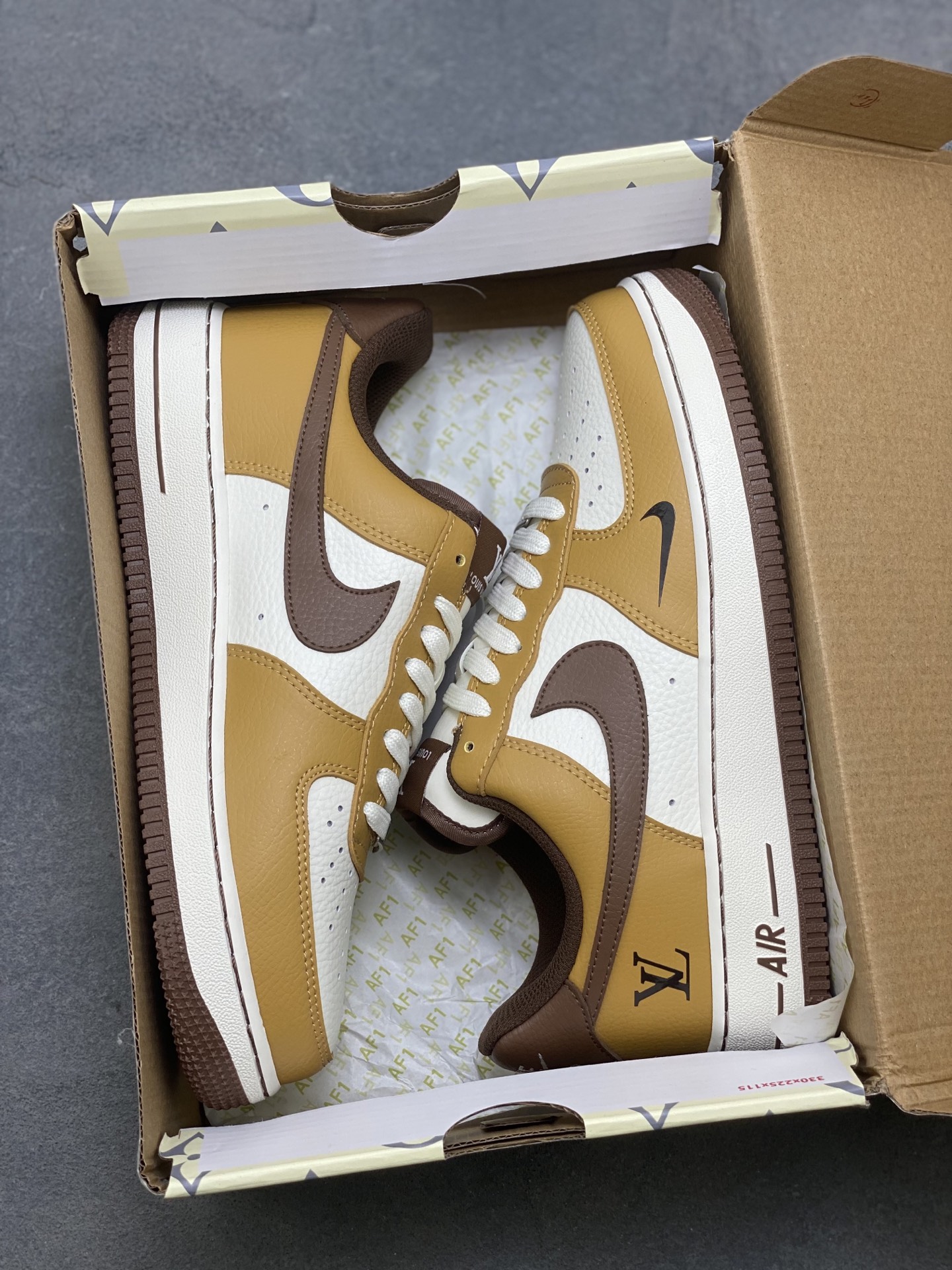 Nike Air Force 1 '07 Low Brown/White Limited Edition Sneakers 10 i1752336455061 4874 0 8