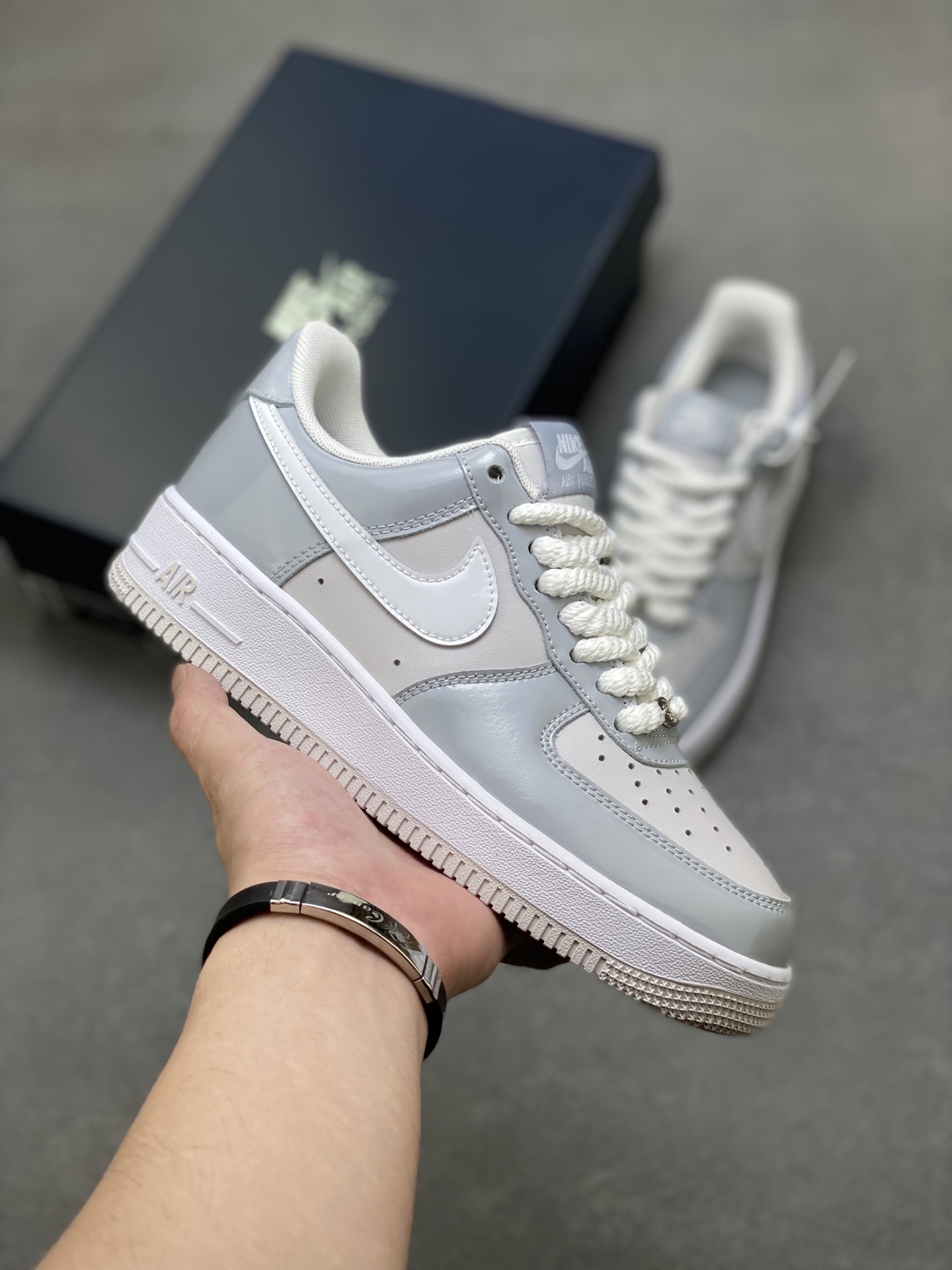 Nike Air Force 1 '07 Low Grey/White Casual Sneakers - Limited Edition 2 i1752422668386 5829 0 0