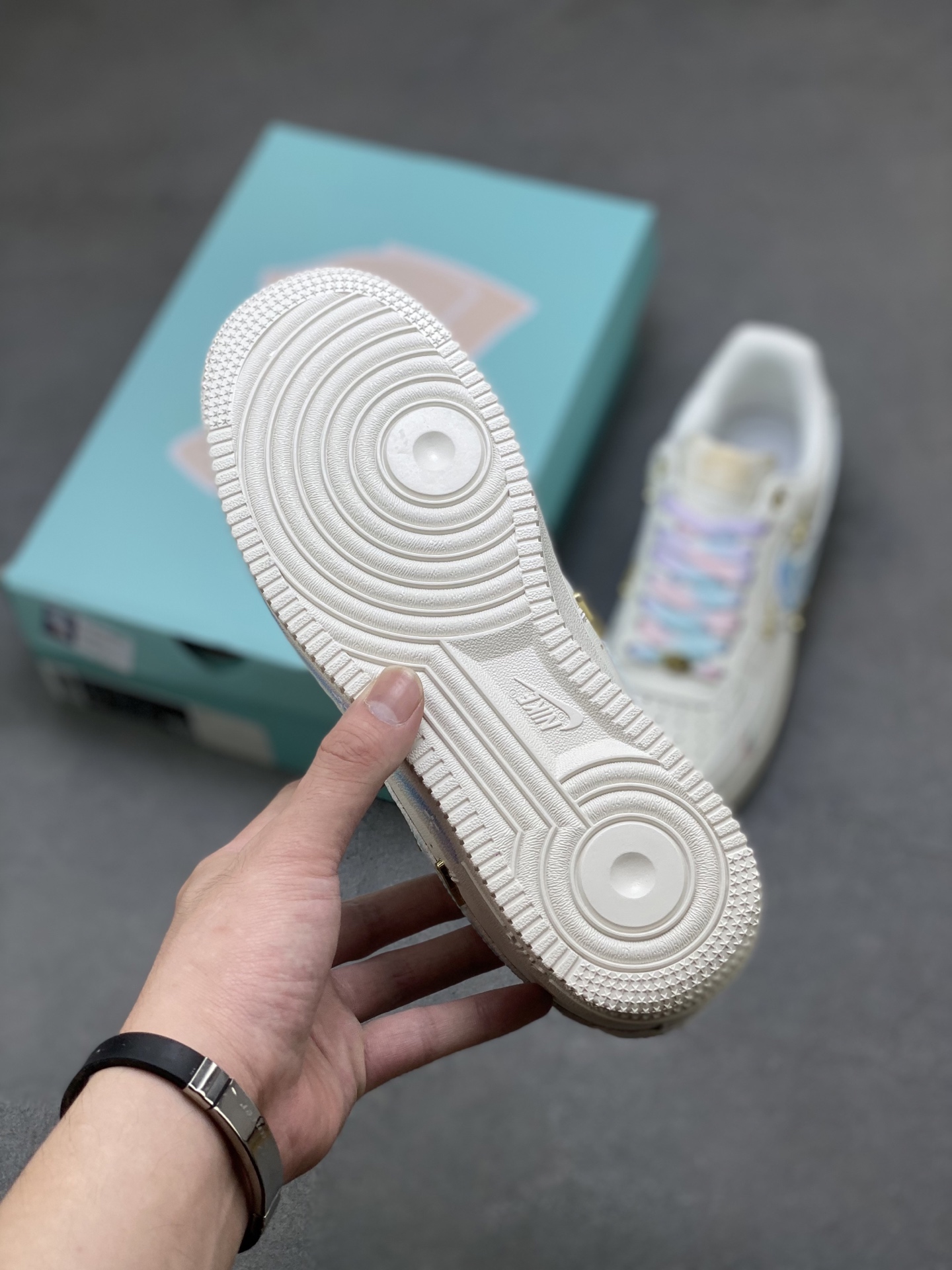 Nike Air Force 1 '07 Low FV3654-211 Limited Edition Sneakers 7 i1752422823957 6301 0 5