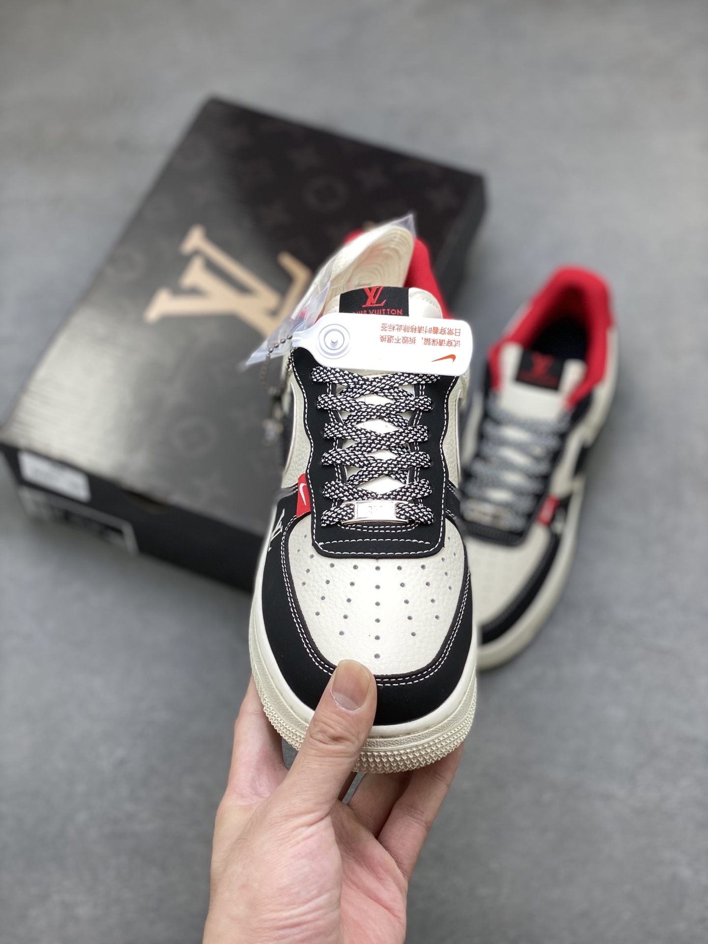 Nike Air Force 1 '07 Low Louis Vuitton Edition - Limited Release 3 i1752422863158 4478 0 1