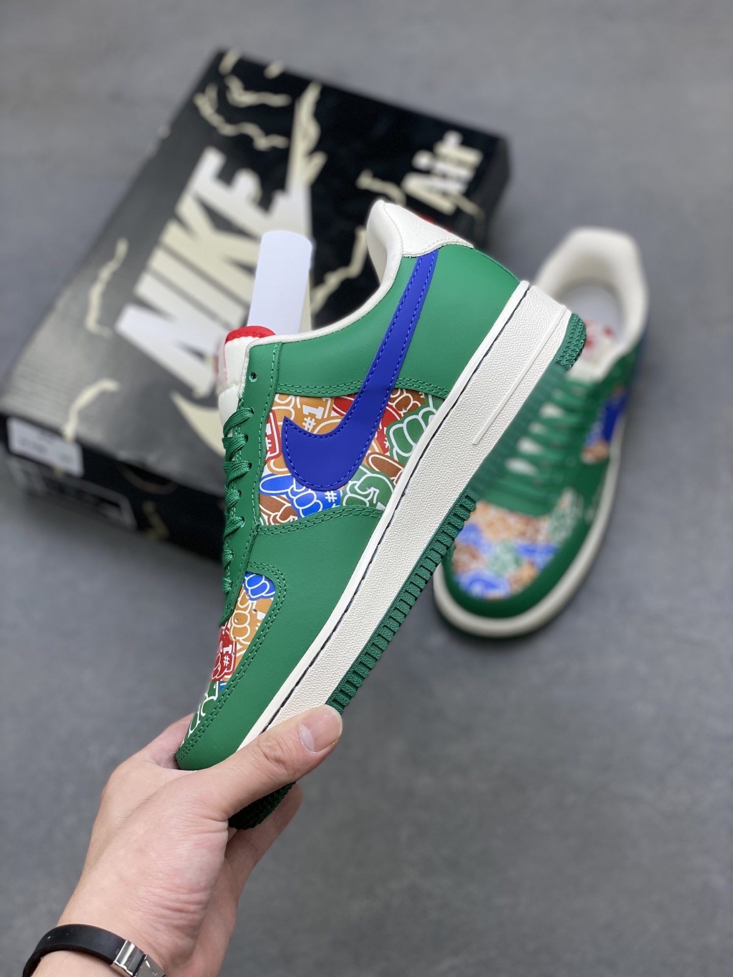Nike Air Force 1 '07 Low Green/Blue Limited Edition Sneakers 4 i1752422994586 3467 0 2