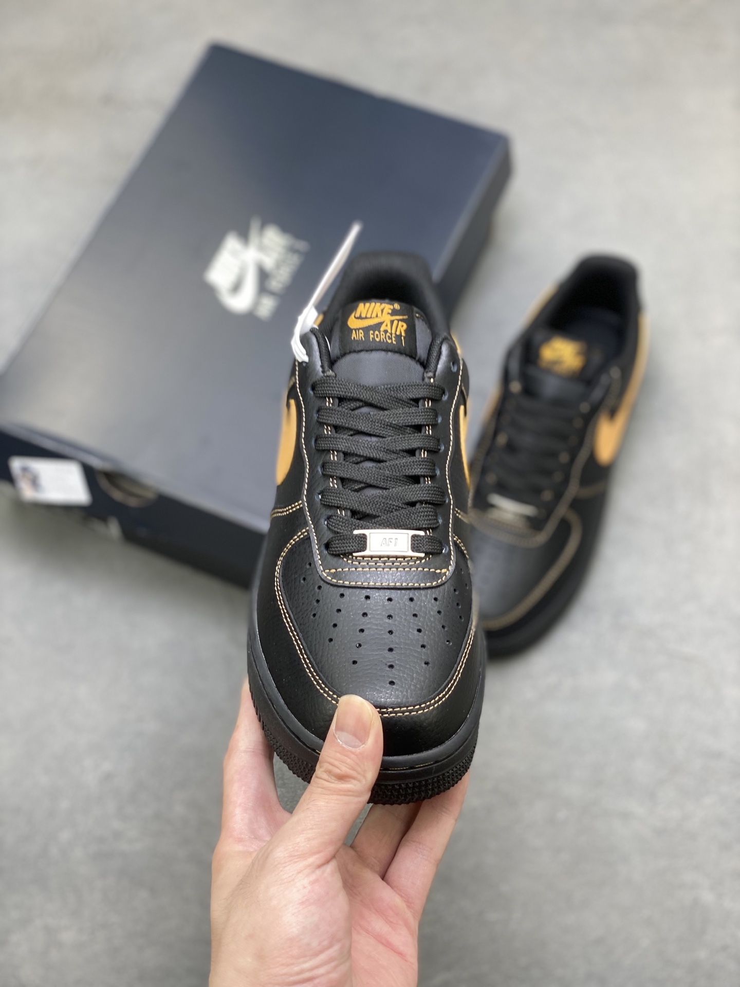 Nike Air Force 1 '07 Low Black/Gold Limited Edition Sneakers HQ2037-003 3 i1752508966956 6265 0 1