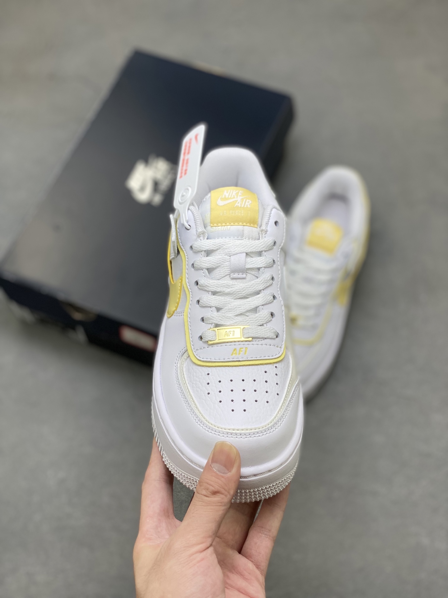 Nike Air Force 1 '07 Low White/Yellow – Limited Edition Sneakers 3 i1752509139294 3048 0 1