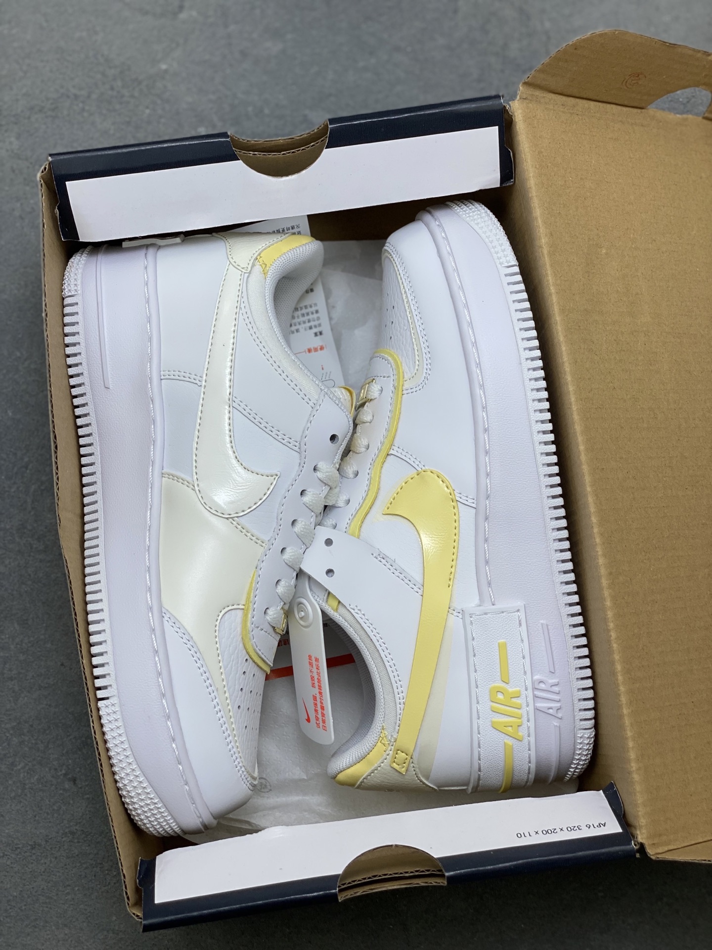 Nike Air Force 1 '07 Low White/Yellow – Limited Edition Sneakers 10 i1752509140385 8612 0 8