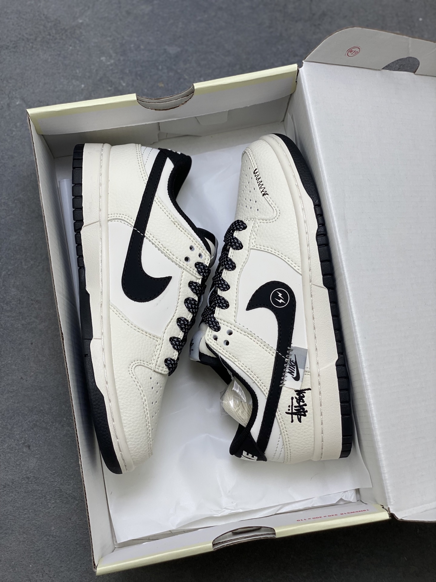 Nike SB Dunk Low Premium Custom Casual Sneakers - Stylish and Comfortable 10 i1752509541463 3074 0 8