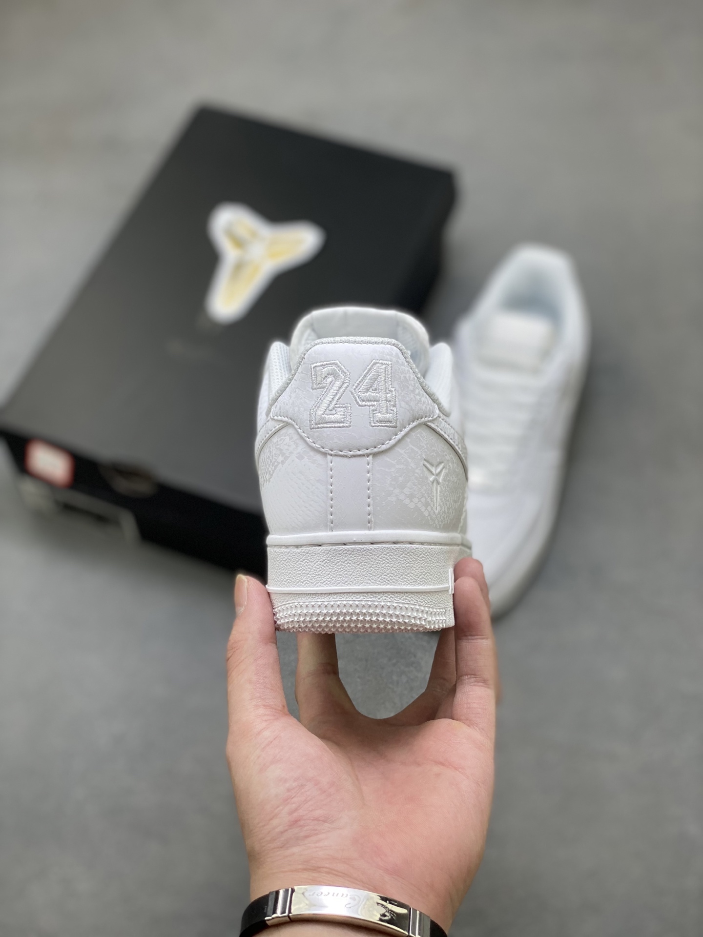 Nike Air Force 1 '07 Low White Leather Sneaker - Limited Edition 5 i1752595268547 4013 0 3