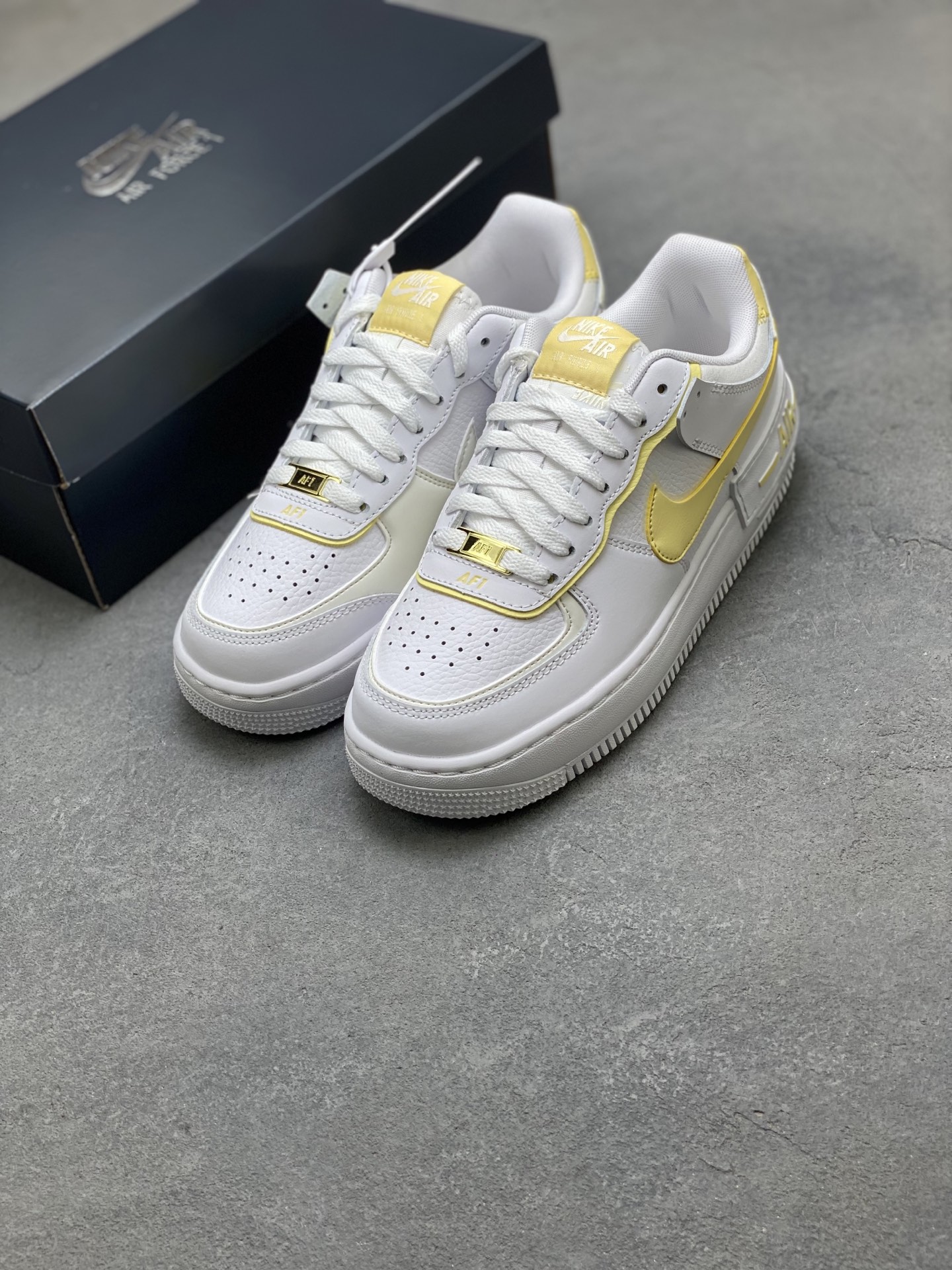 Nike Air Force 1 '07 Low White/Yellow Casual Sneakers CI0919-122 9 i1752595322808 8291 0 7