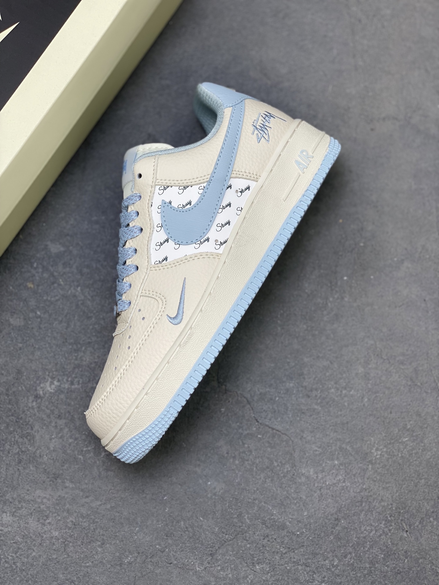 Nike Air Force 1 '07 Low Sneakers - Cream/Blue - Limited Edition 8 i1752595364752 7926 0 6