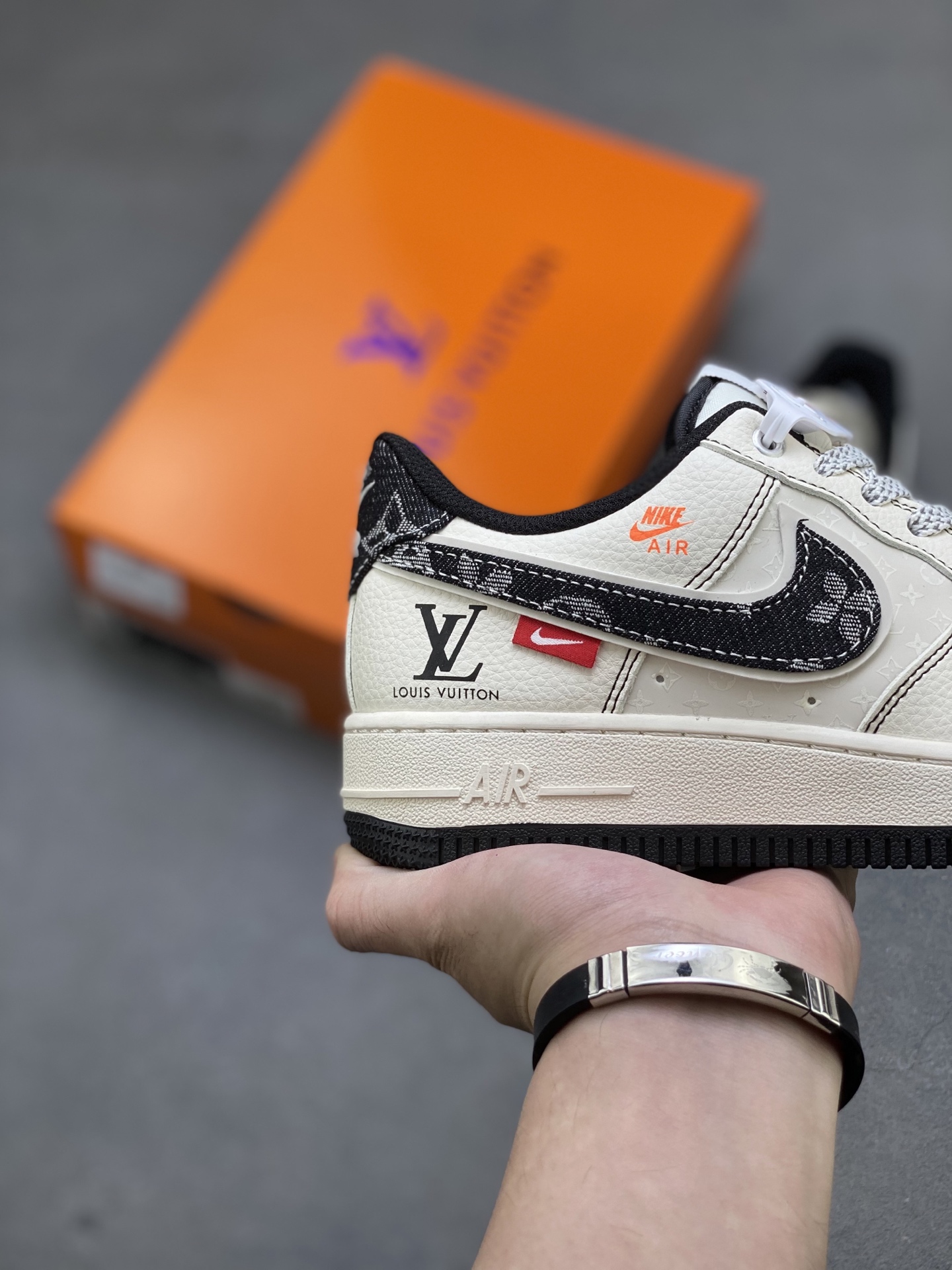 Nike Air Force 1 Low '07 Limited Edition Sneakers - Louis Vuitton Custom 6 i1752595416788 4019 0 4