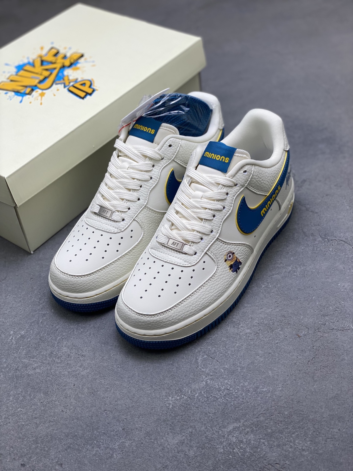 Nike Air Force 1 '07 Low Minions Limited Edition Sneakers 9 i1752595466993 4507 0 7