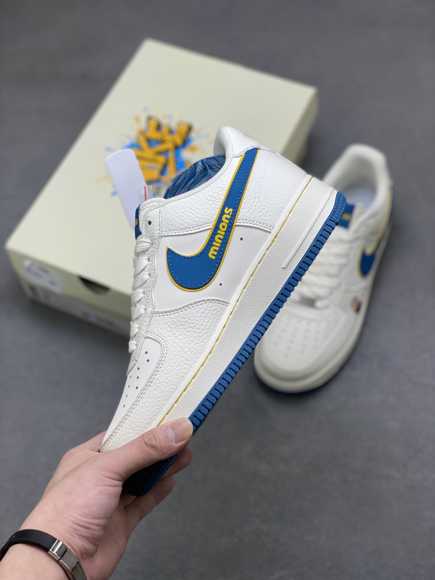 Nike Air Force 1 '07 Low Minions Limited Edition Sneakers 4 i1752595467032 8730 0 2