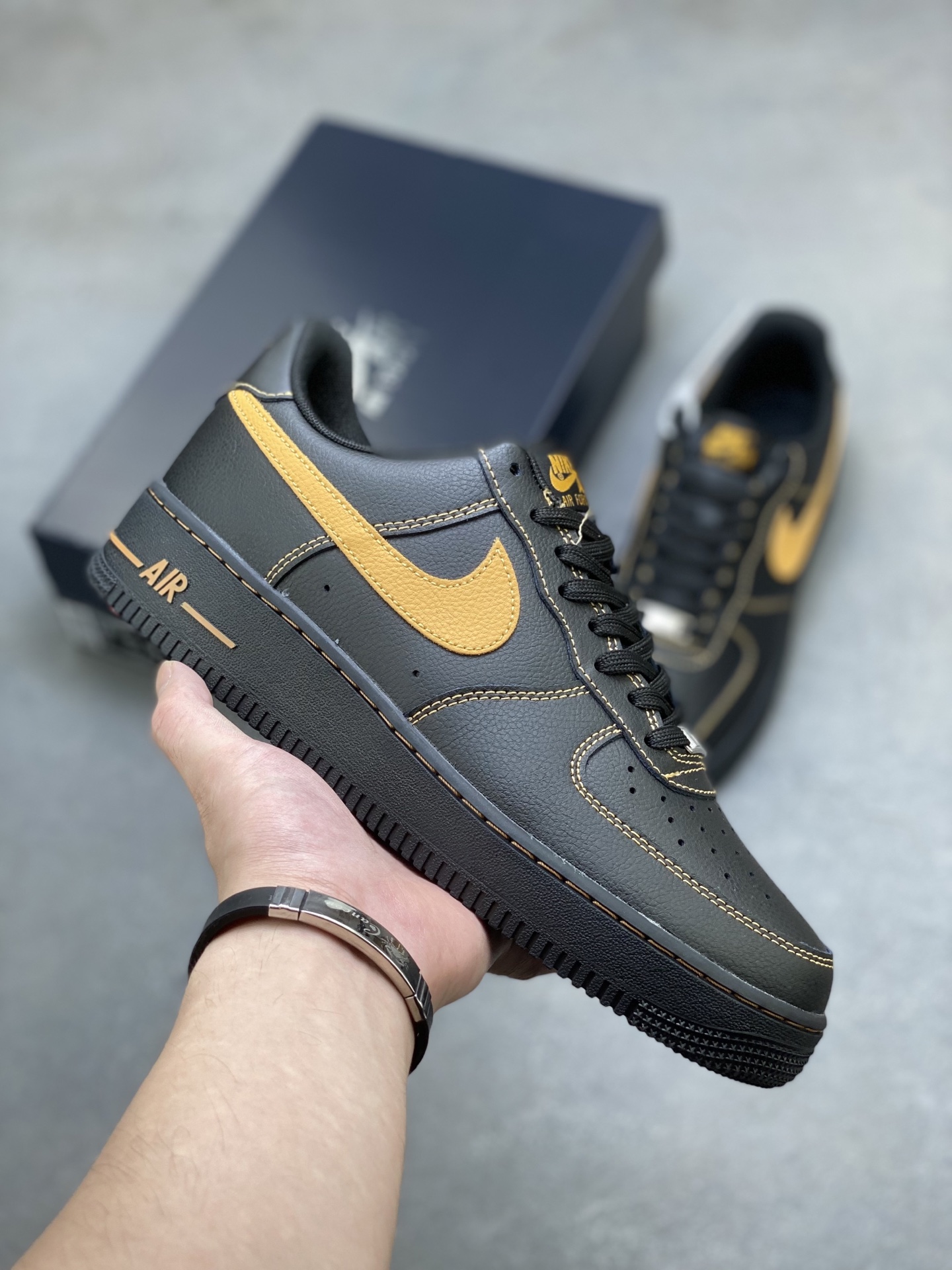 Nike Air Force 1 '07 Low Black/Gold Limited Edition Sneakers (HQ2037-003) 2 i1752681838303 6674 0 0