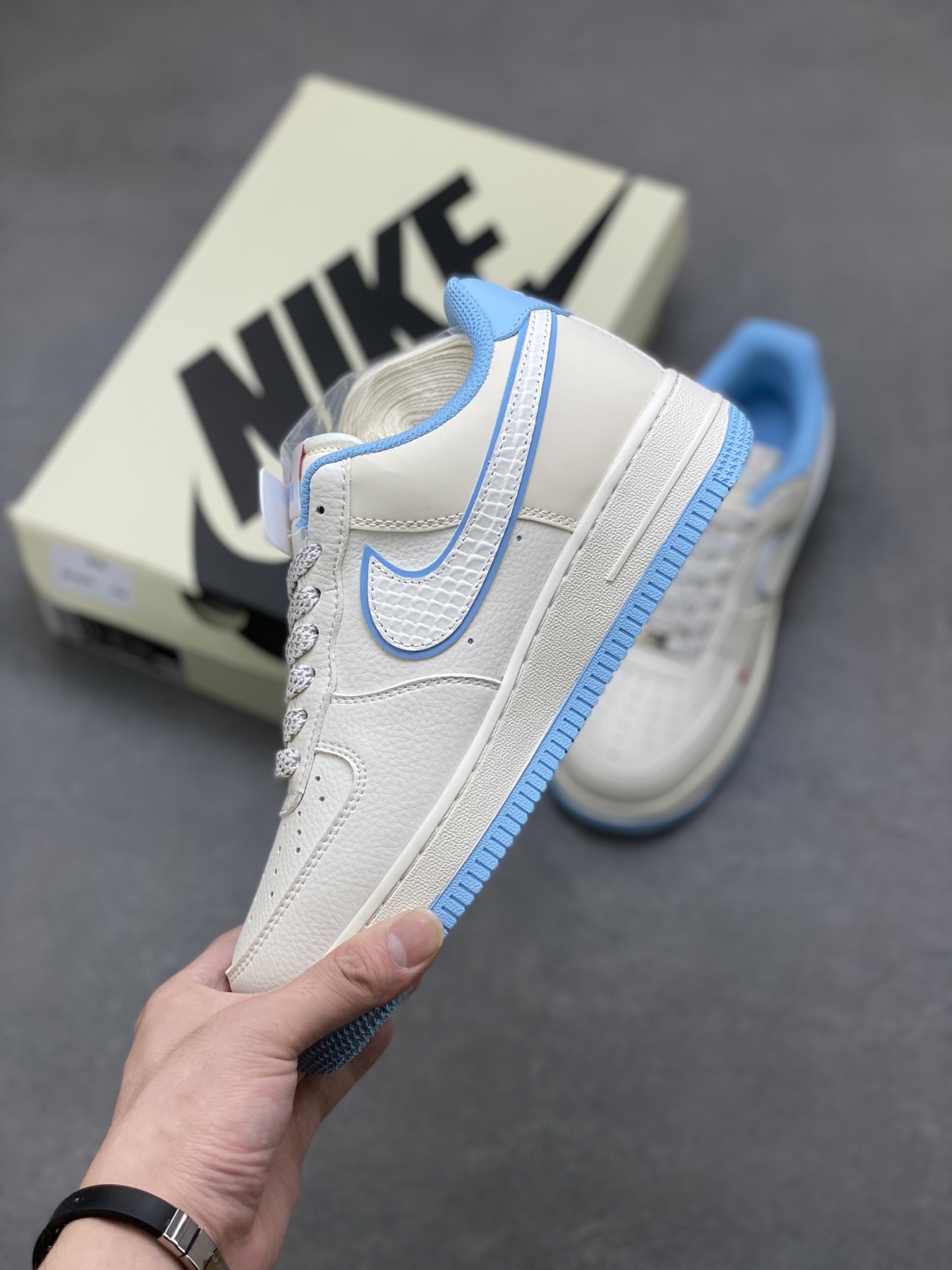 Nike Air Force 1 '07 Low White/Blue Casual Sneakers CS5288-029 4 i1752682153384 469 0 2