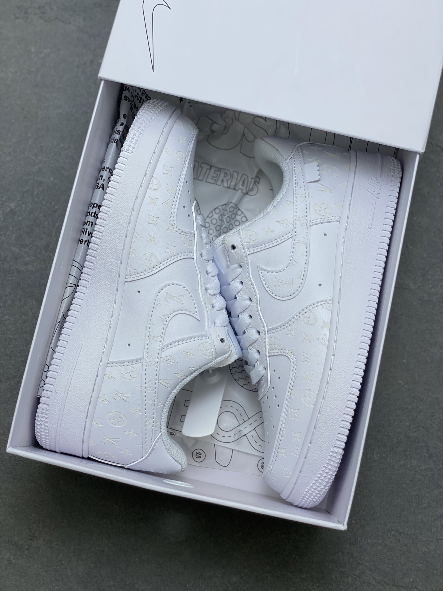 Nike Air Force 1 '07 Low White Leather Sneakers with Gold Accessories 10 i1752945576736 8518 0 8