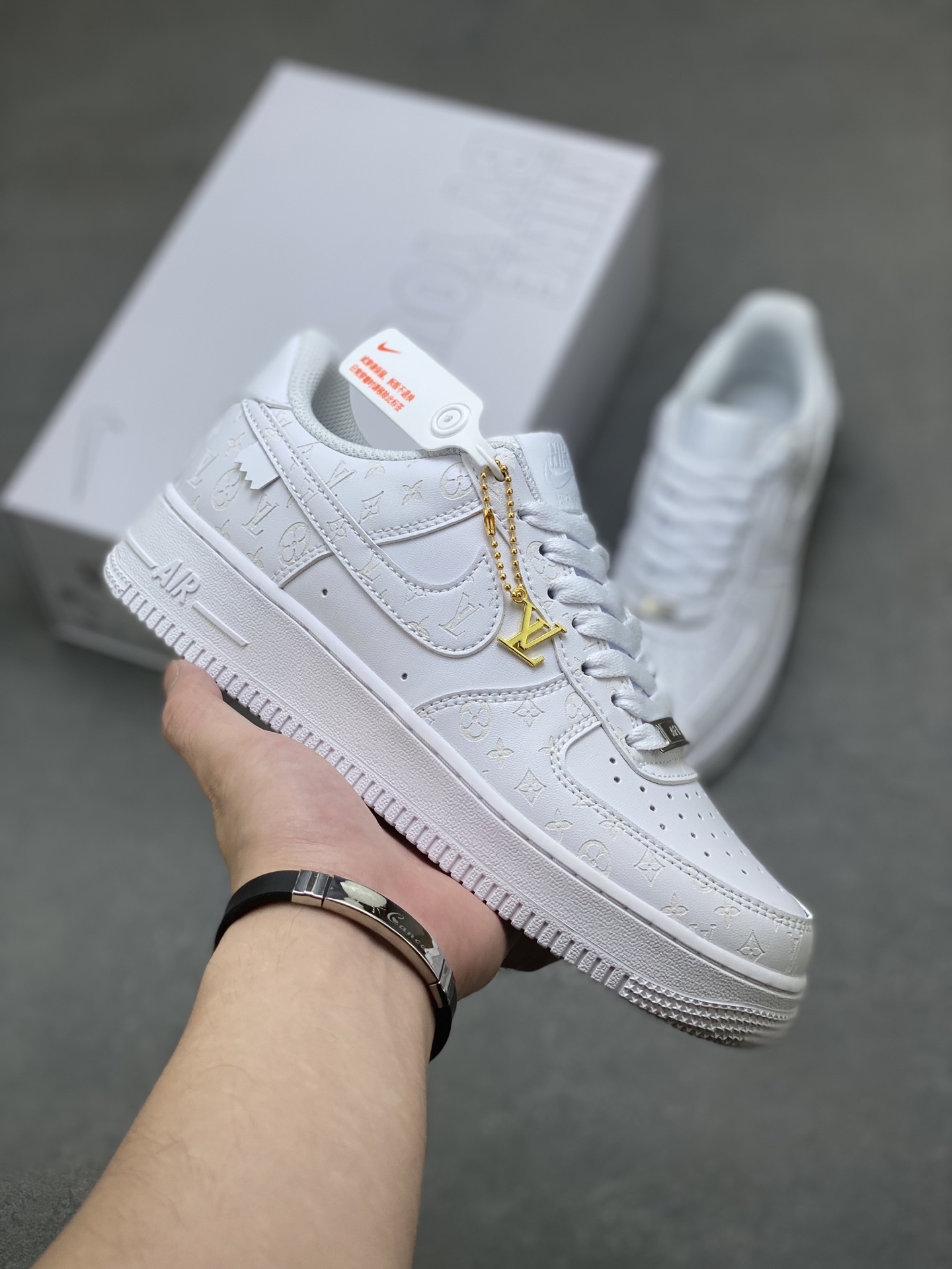 Nike Air Force 1 '07 Low White Leather Sneakers with Gold Accessories 2 i1752945586344 2959 0 0