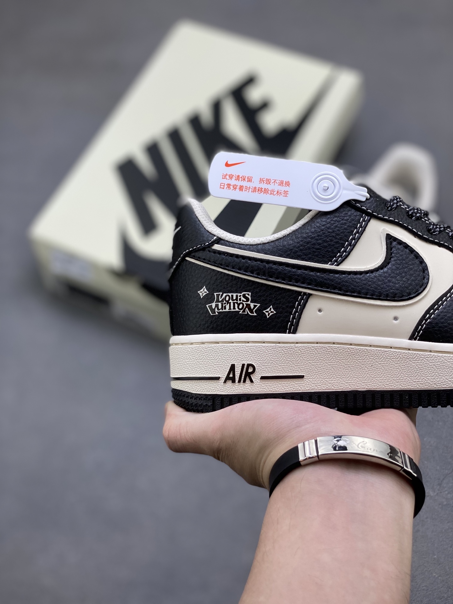 Nike Air Force 1 '07 Low Black/White Custom Sneakers Limited Edition 6 i1752945620615 3554 0 4