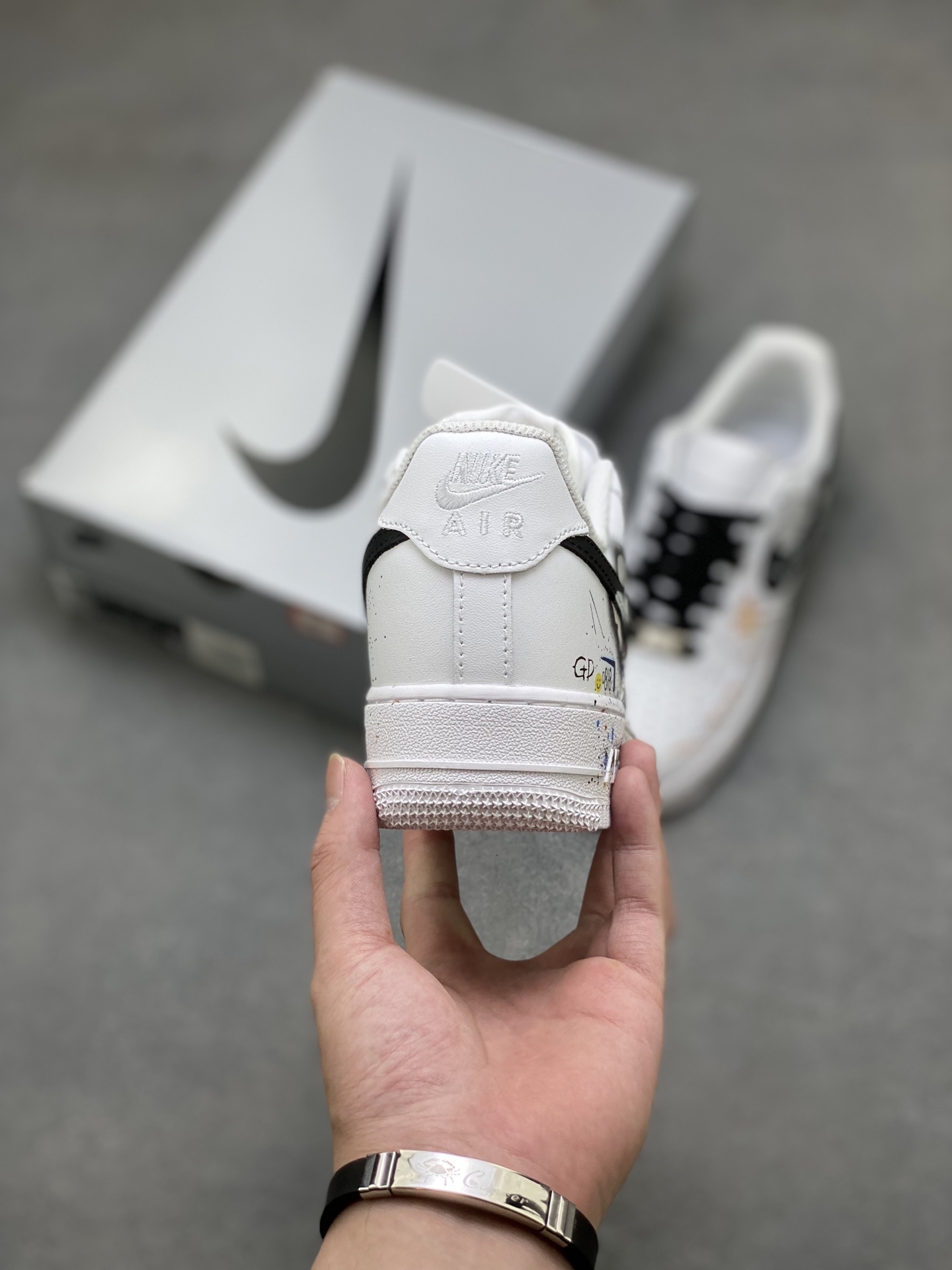 Nike Air Force 1 '07 Low Sneakers - Limited Edition, Artistic Design 5 i1752945664298 5895 0 3