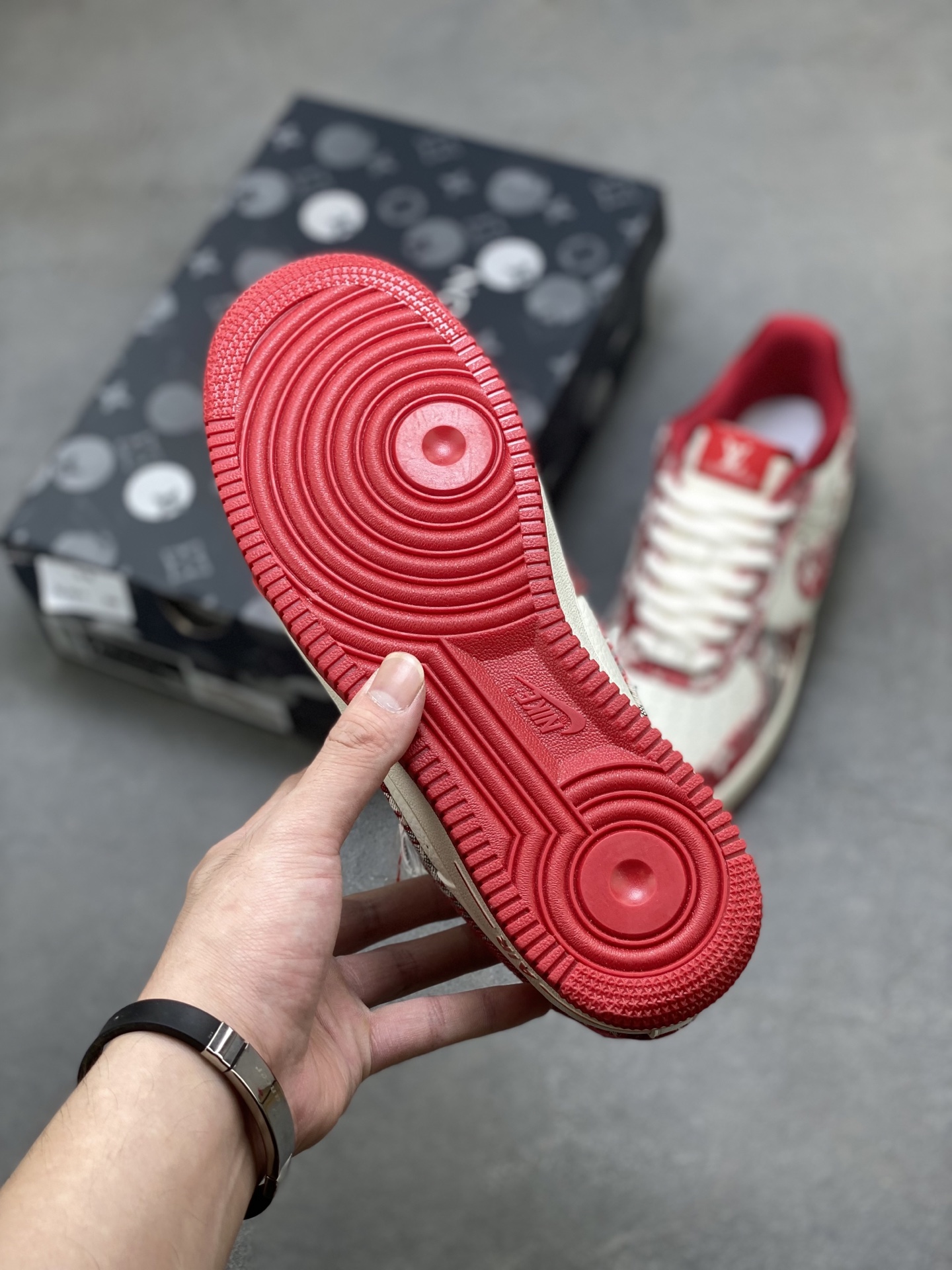 Nike Air Force 1 '07 Low Louis Vuitton Custom Sneakers - Limited Edition 7 i1753027212637 352 0 5